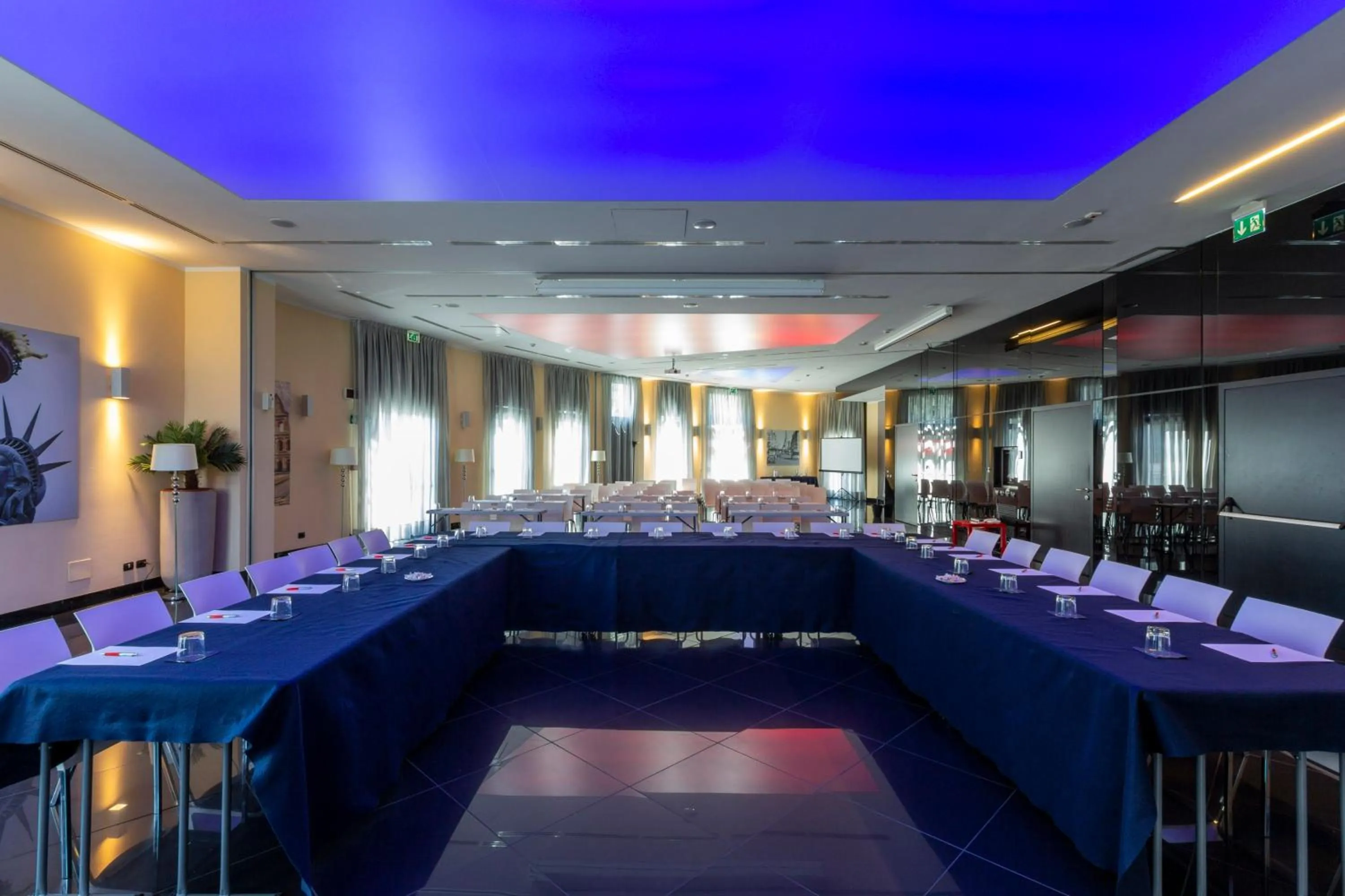 Meeting/conference room in Amatì Design Green Hotel