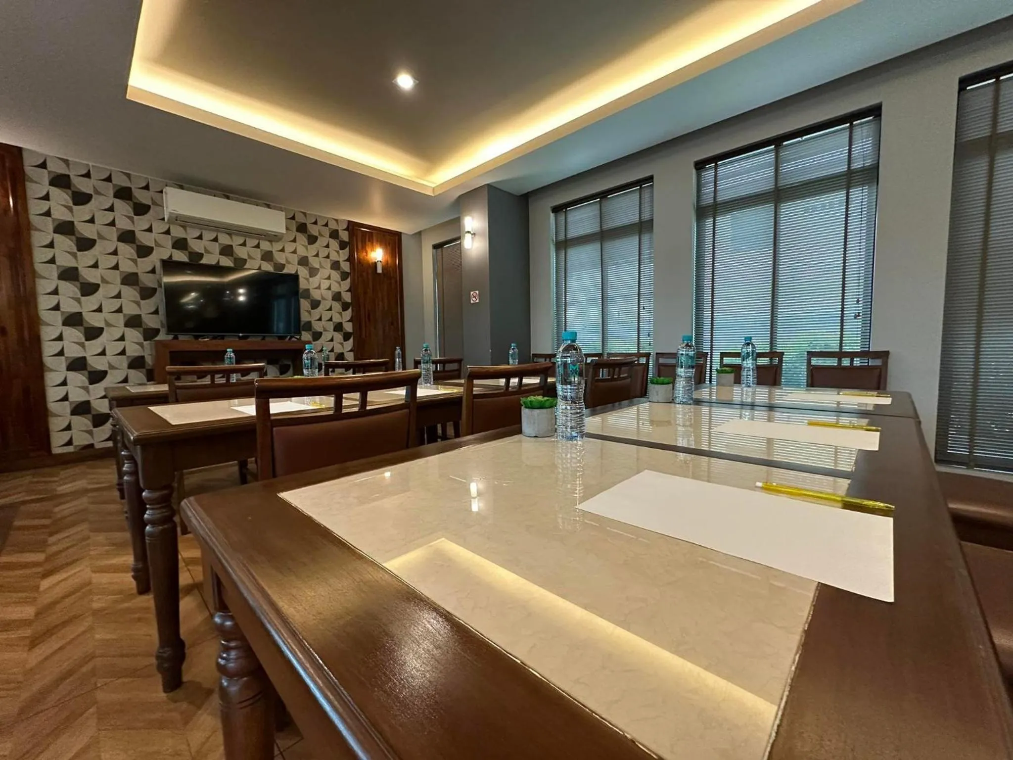 Meeting/conference room in Mangrove Prestige Hotel