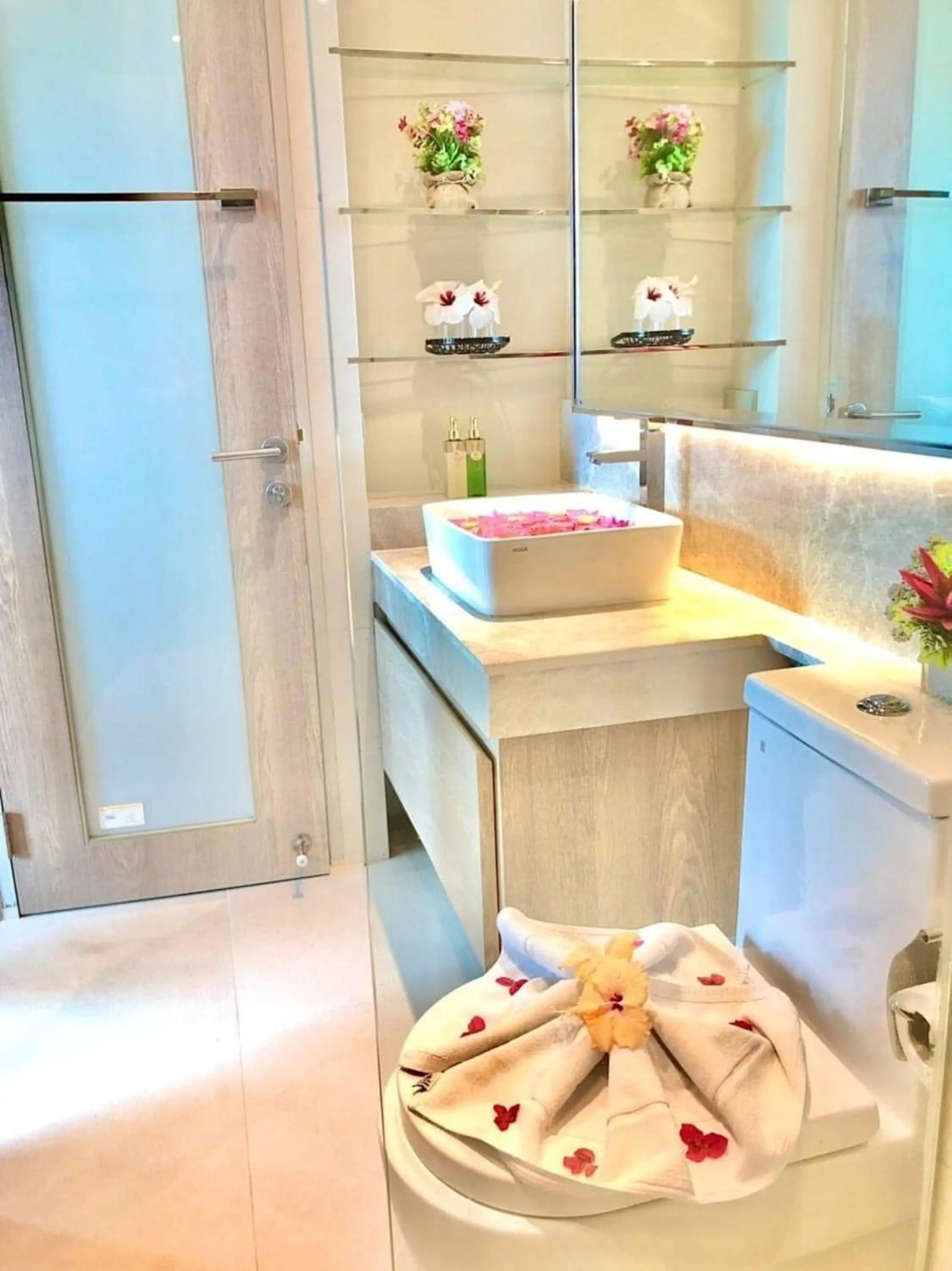 Toilet in Phu Dahla Residences