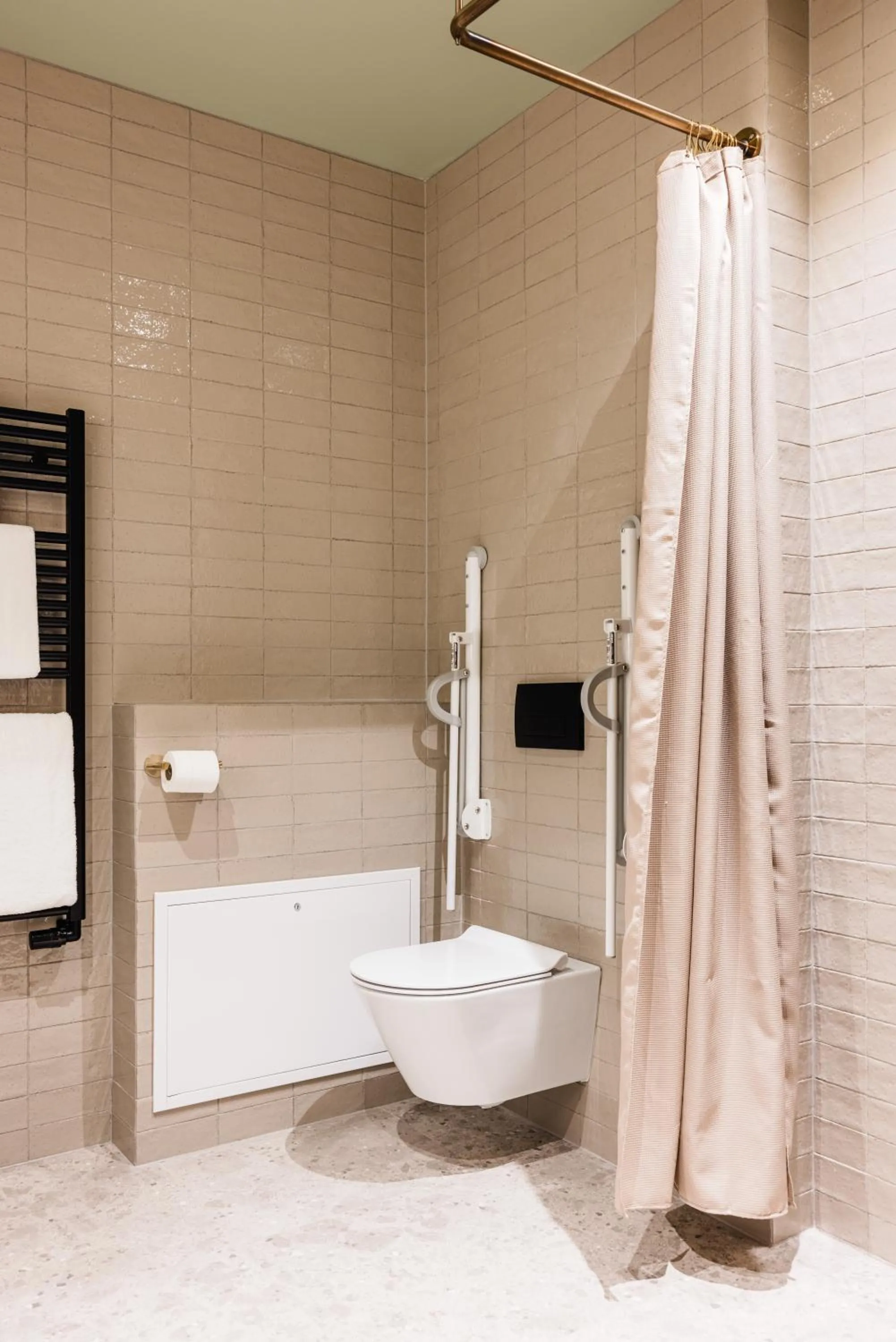 Shower in Reykjavik Residence Apartment Hotel