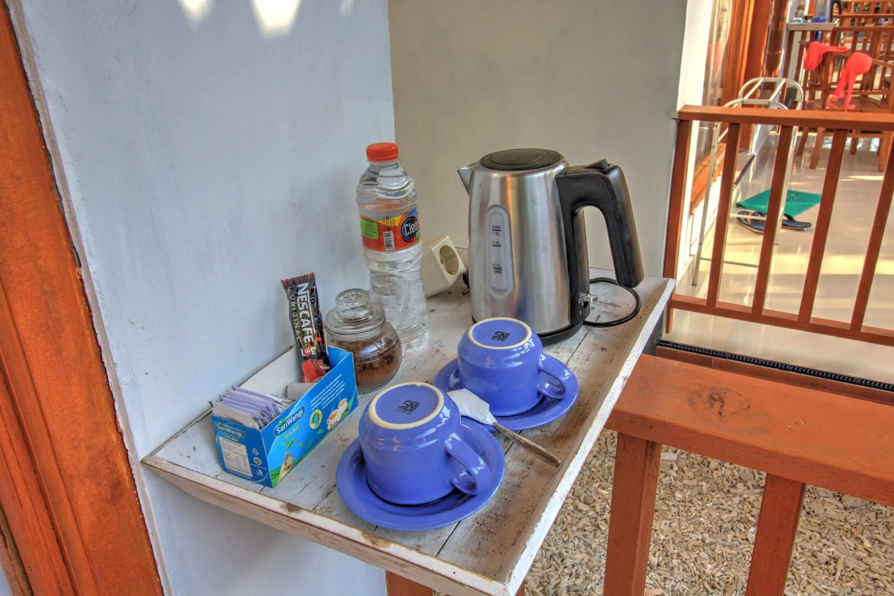 Coffee/tea facilities in Saren Villa