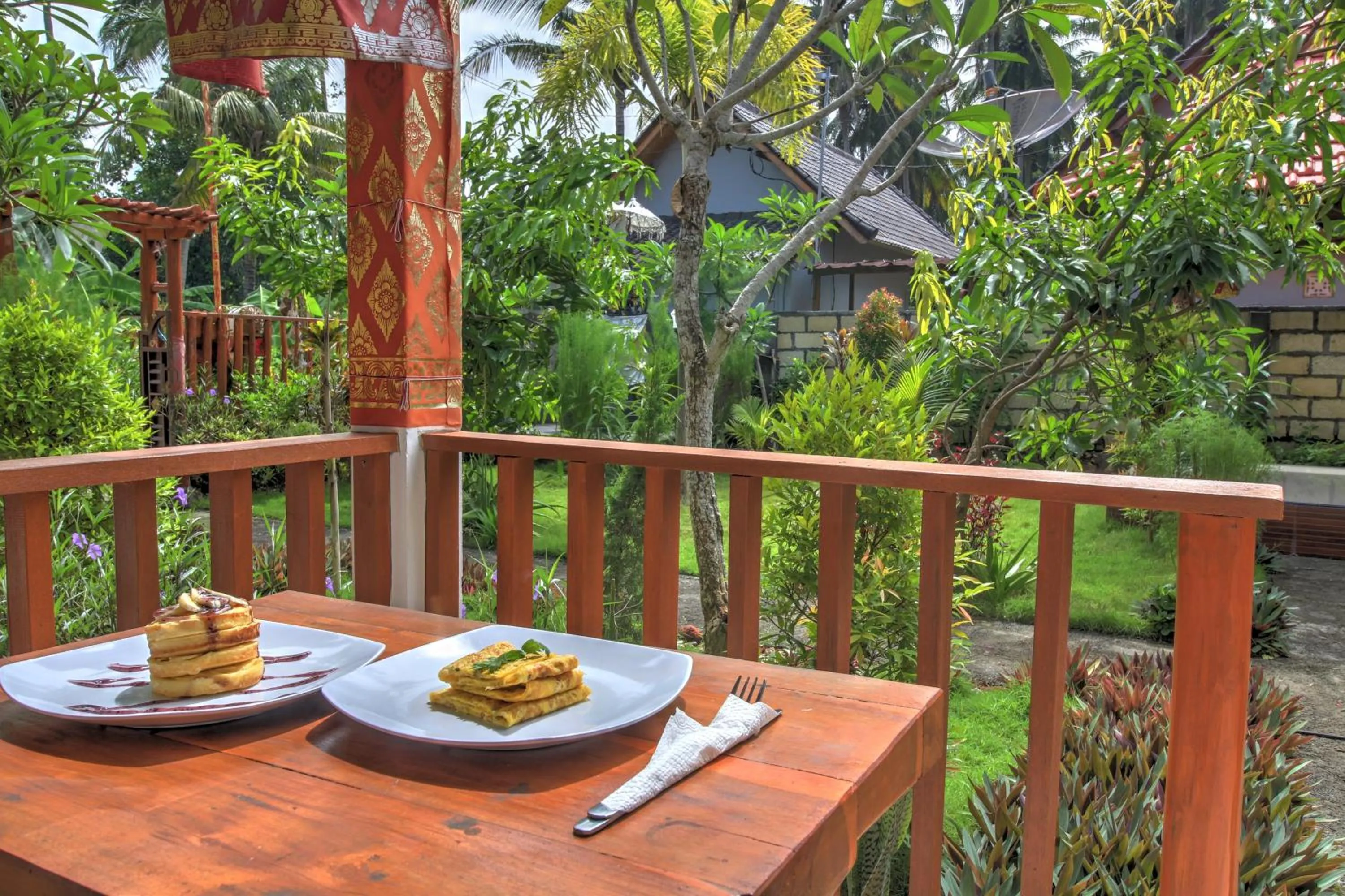 Garden view in Saren Villa