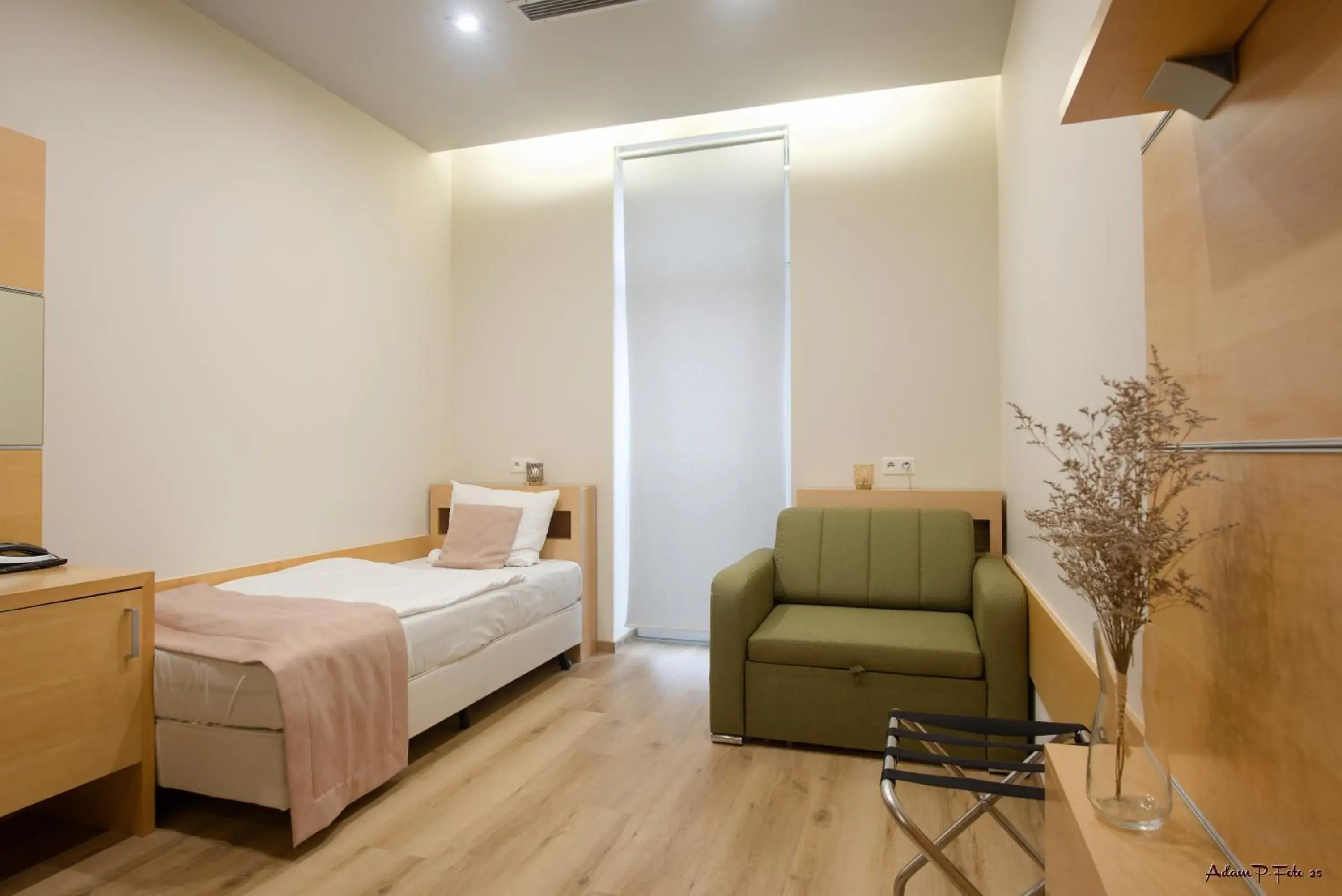 Single Room in Hotel Kolna - darmowy parking, basen w cenie Single Room in Hotel Kolna - darmowy parking, basen w cenie