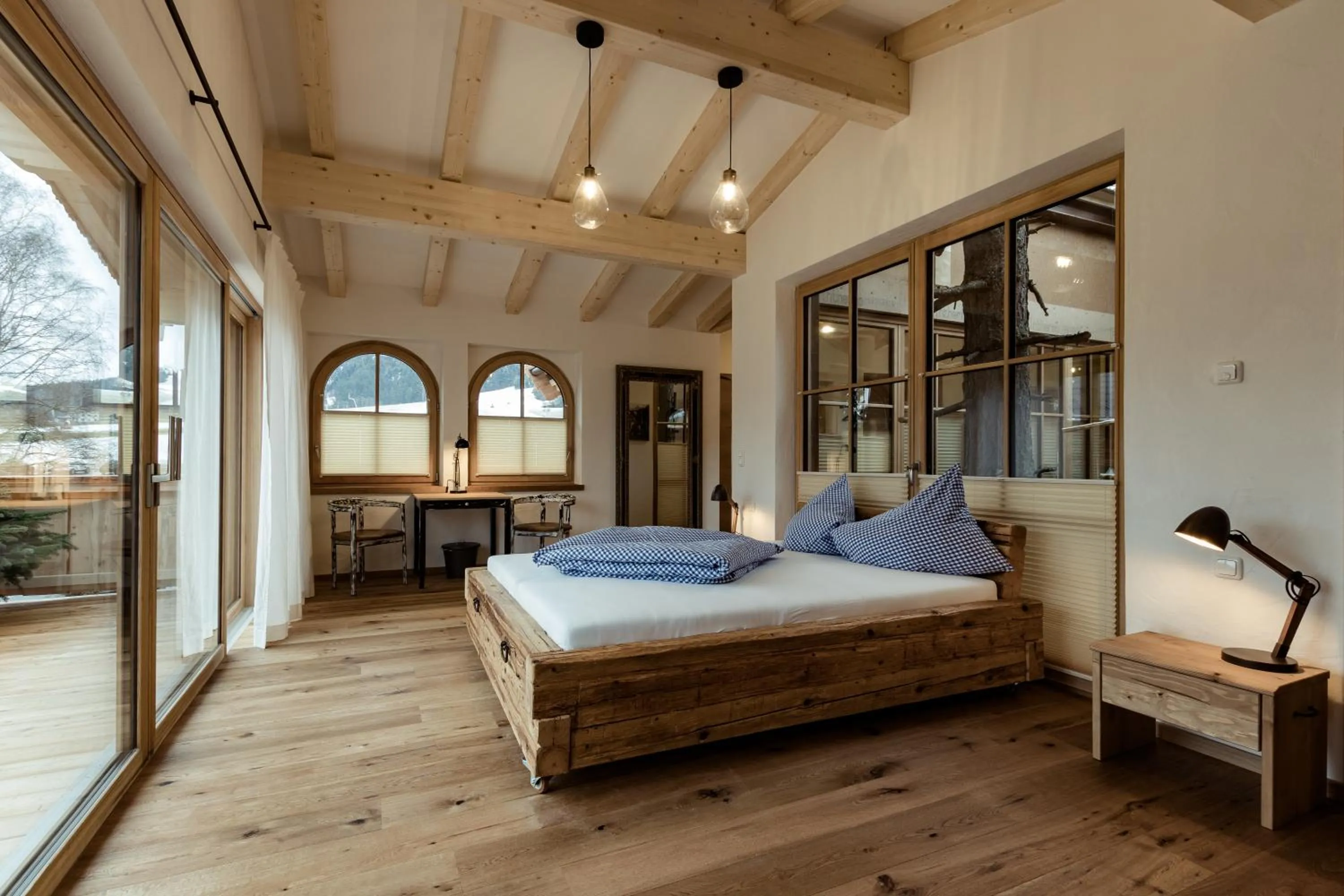 Photo of the whole room, Bed in Flora - Das kleine Gartenhotel