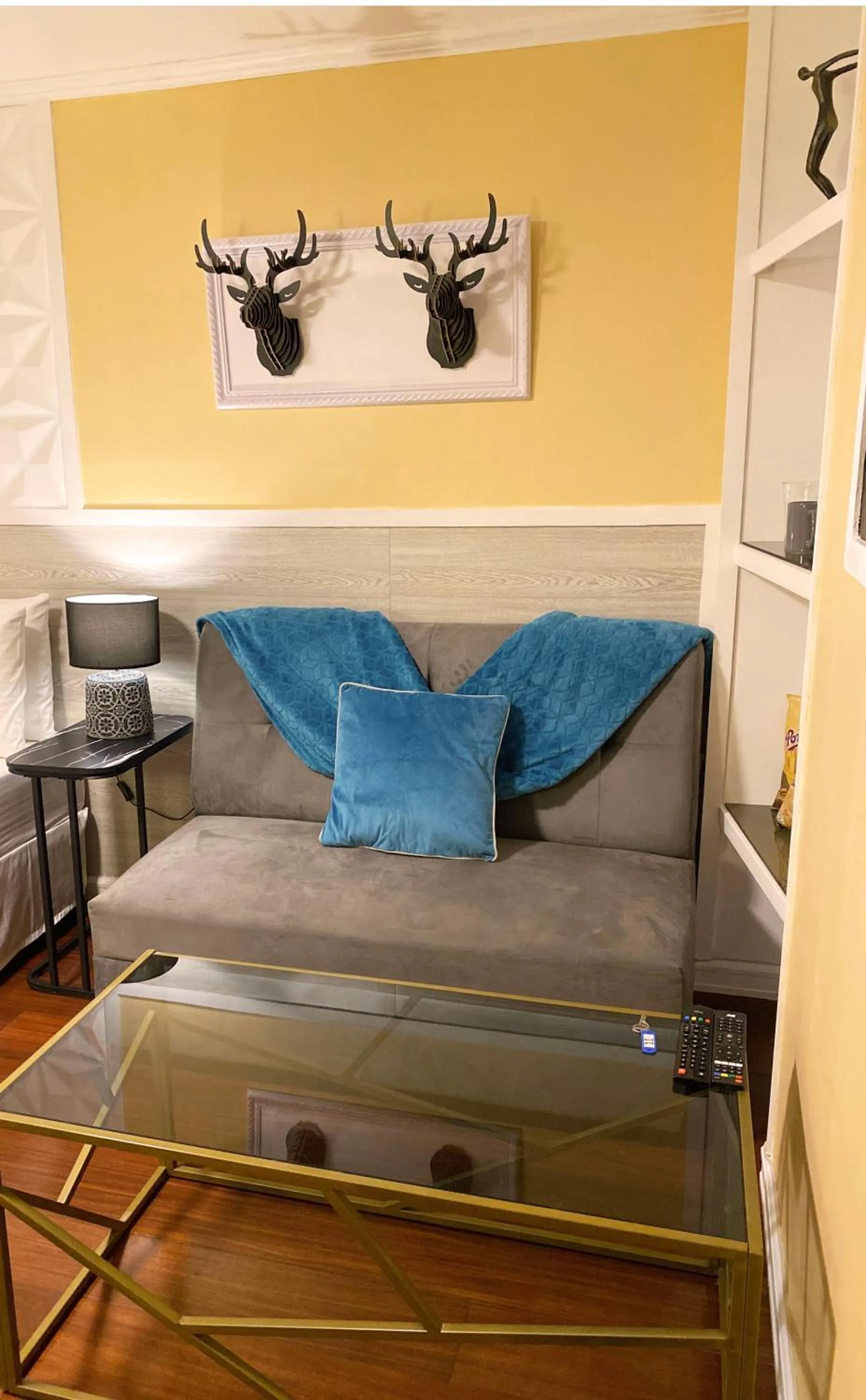 Lounge or bar in Little Norway Guesthouse - Mactan Cebu International Airport