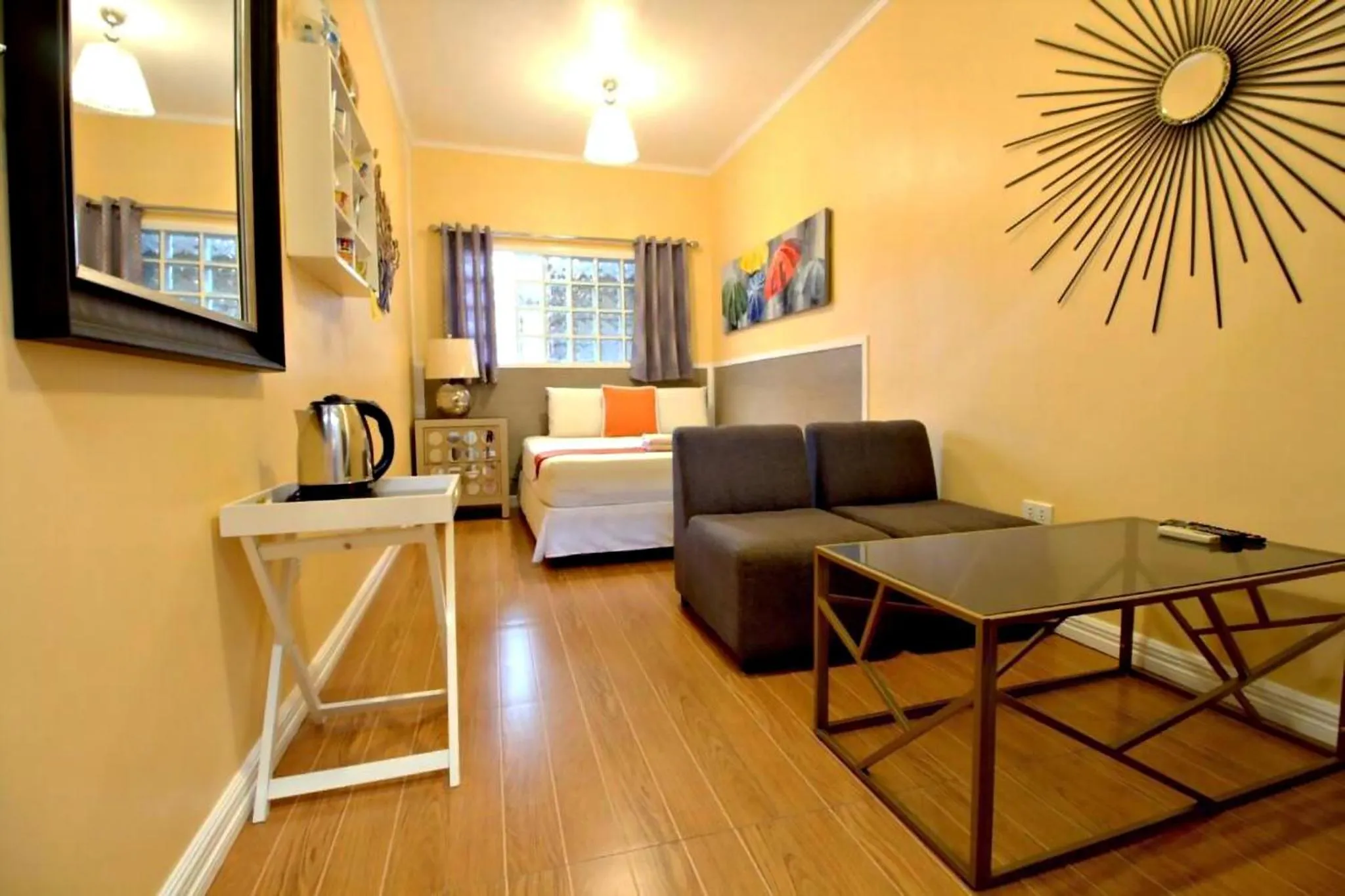 Bedroom in Little Norway Guesthouse - Mactan Cebu International Airport