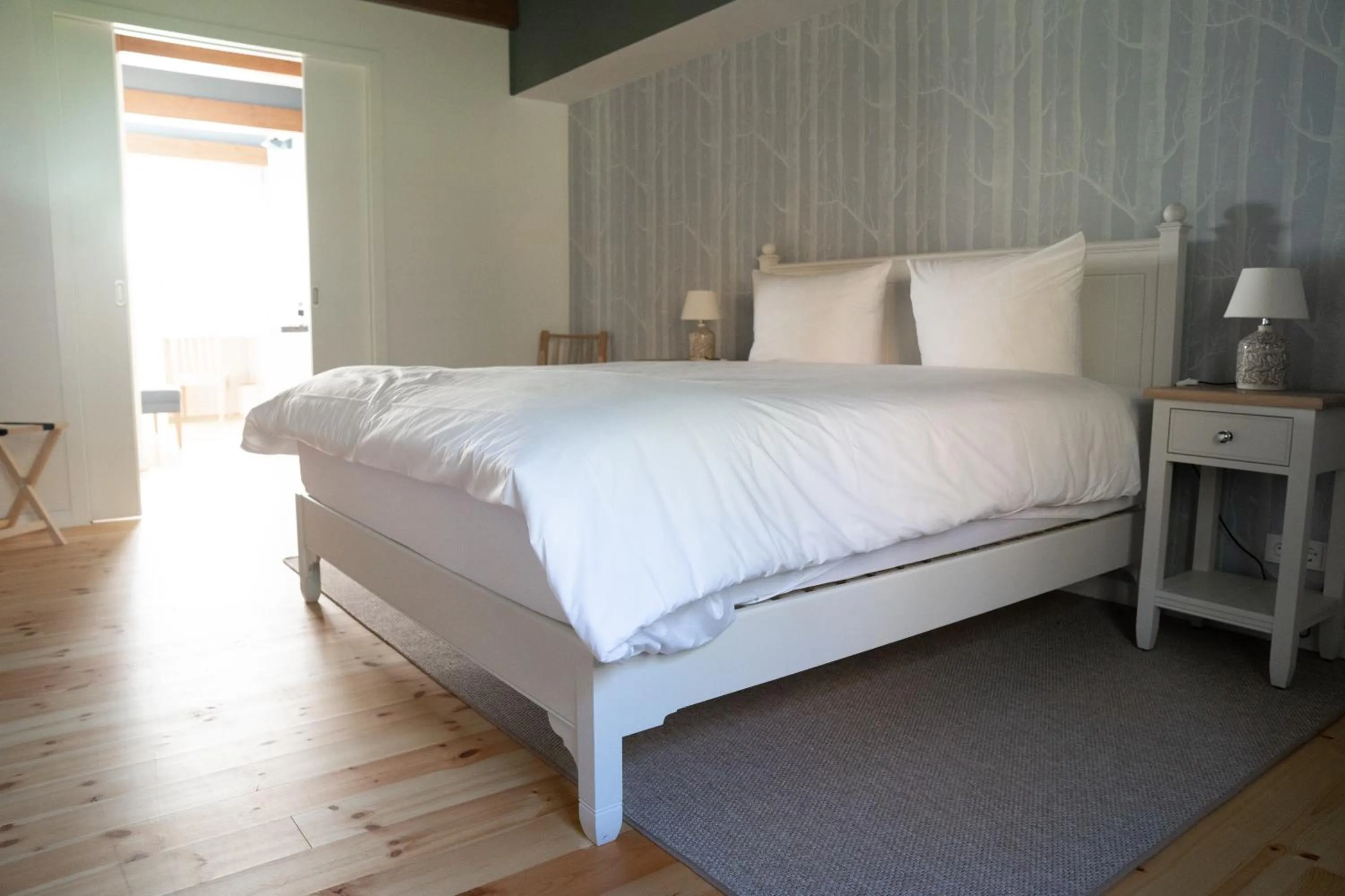 Bedroom, Bed in Hotel Waldhaus Prieros