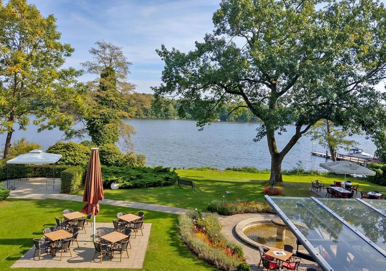 Garden in Hotel Waldhaus Prieros