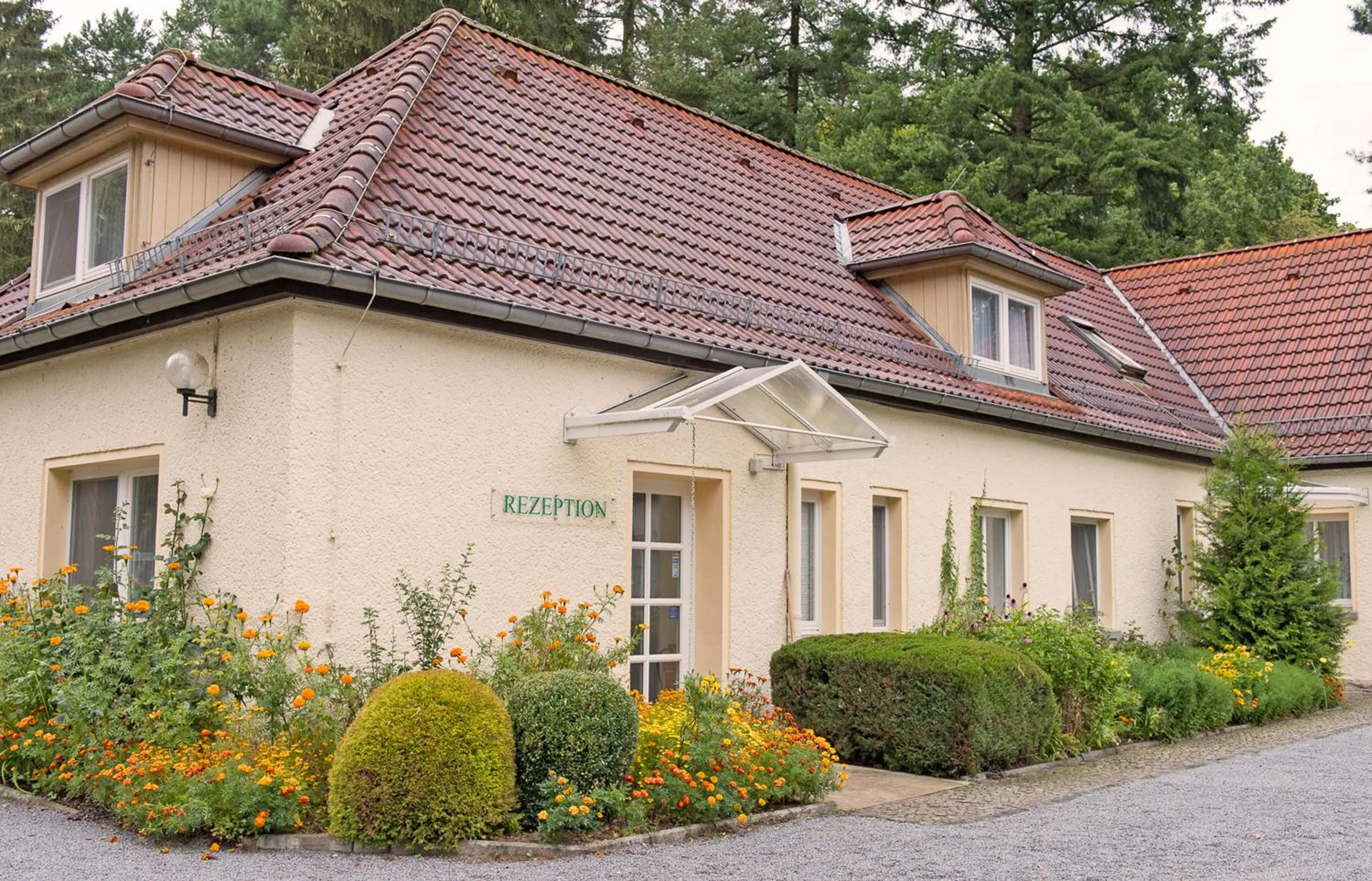 Property building in Hotel Waldhaus Prieros