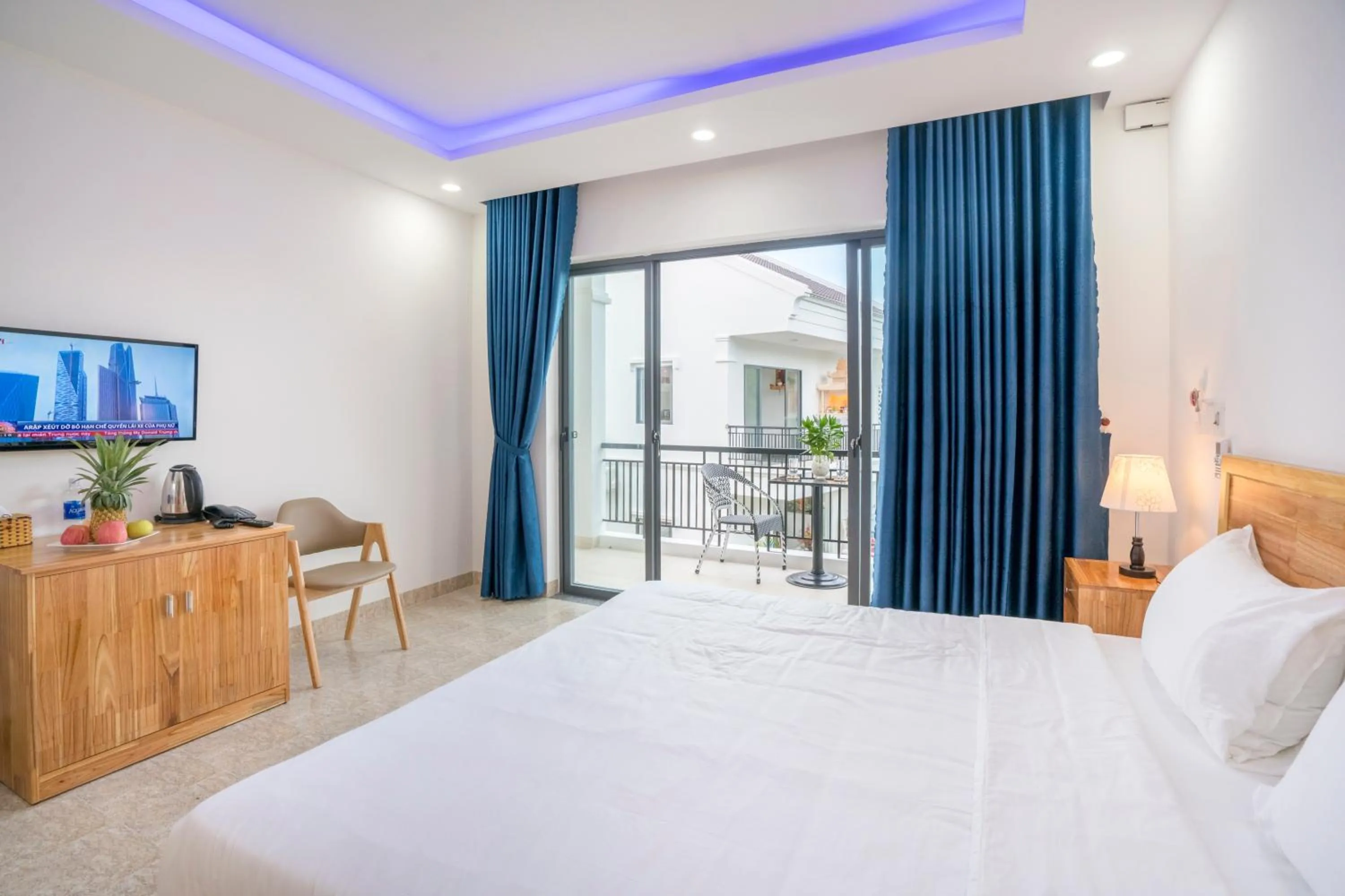 Balcony/Terrace, Bed in Tran Family Villas Boutique Hotel