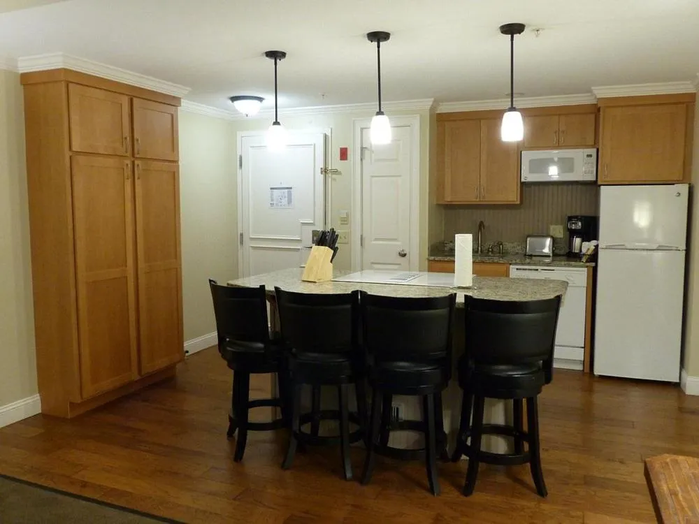 kitchen in Bluegreen Vacations South Mountain, an Ascend Collection Resort