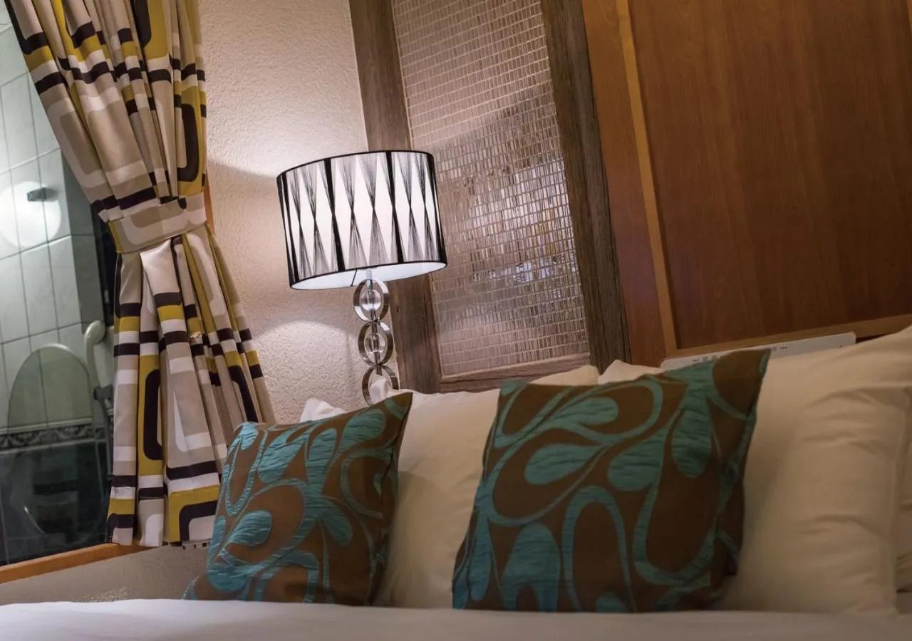 Bed in Hotel New York (Adult Only)