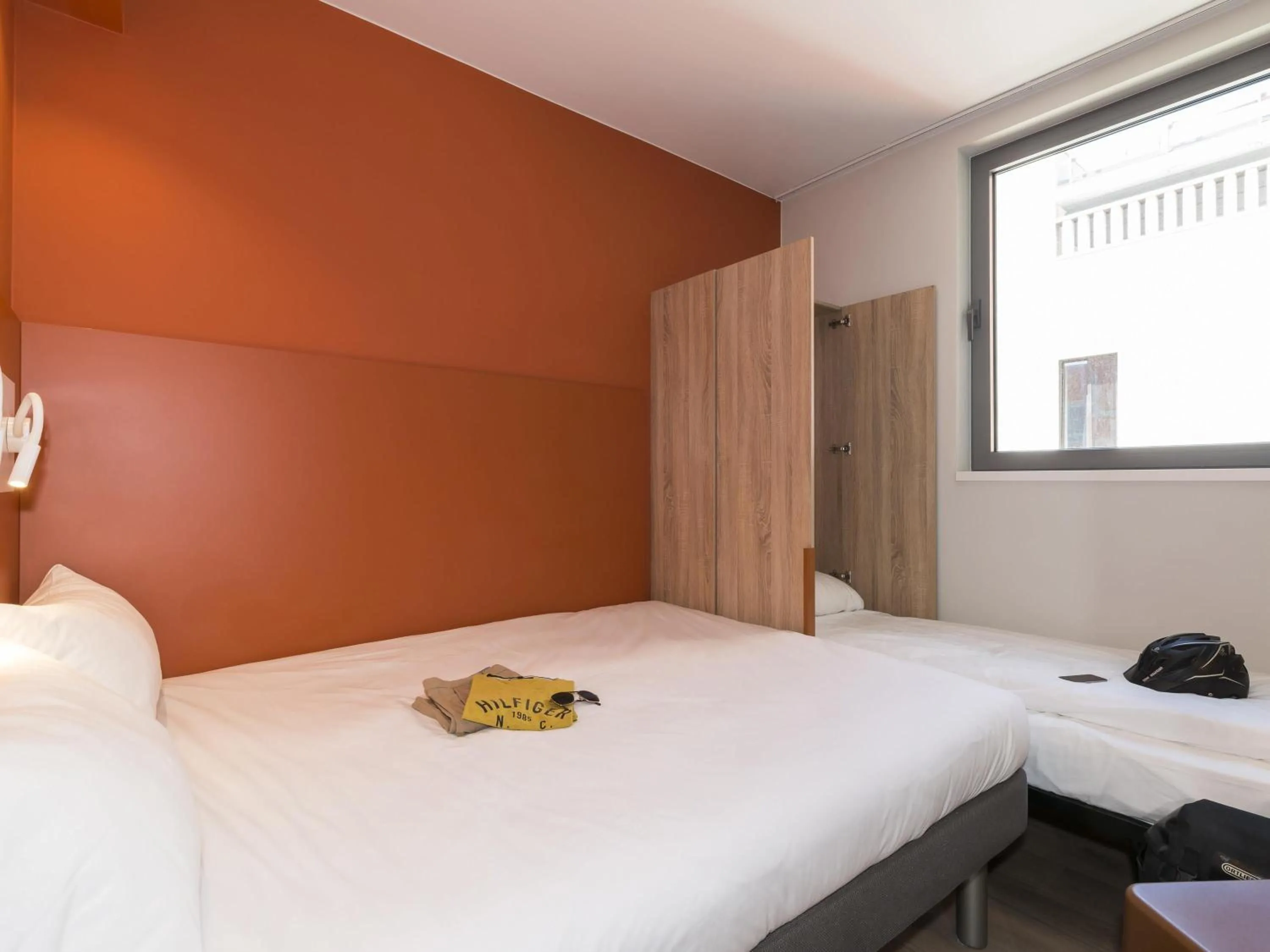 Bedroom, Bed in ibis budget Gent Centrum Dampoort