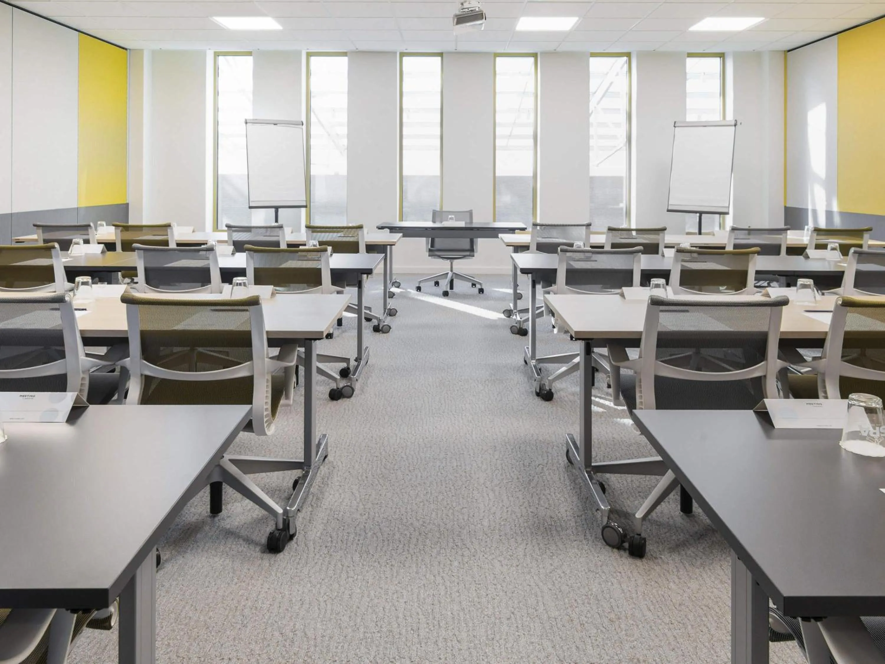 Meeting/conference room in Novotel Charleroi Centre