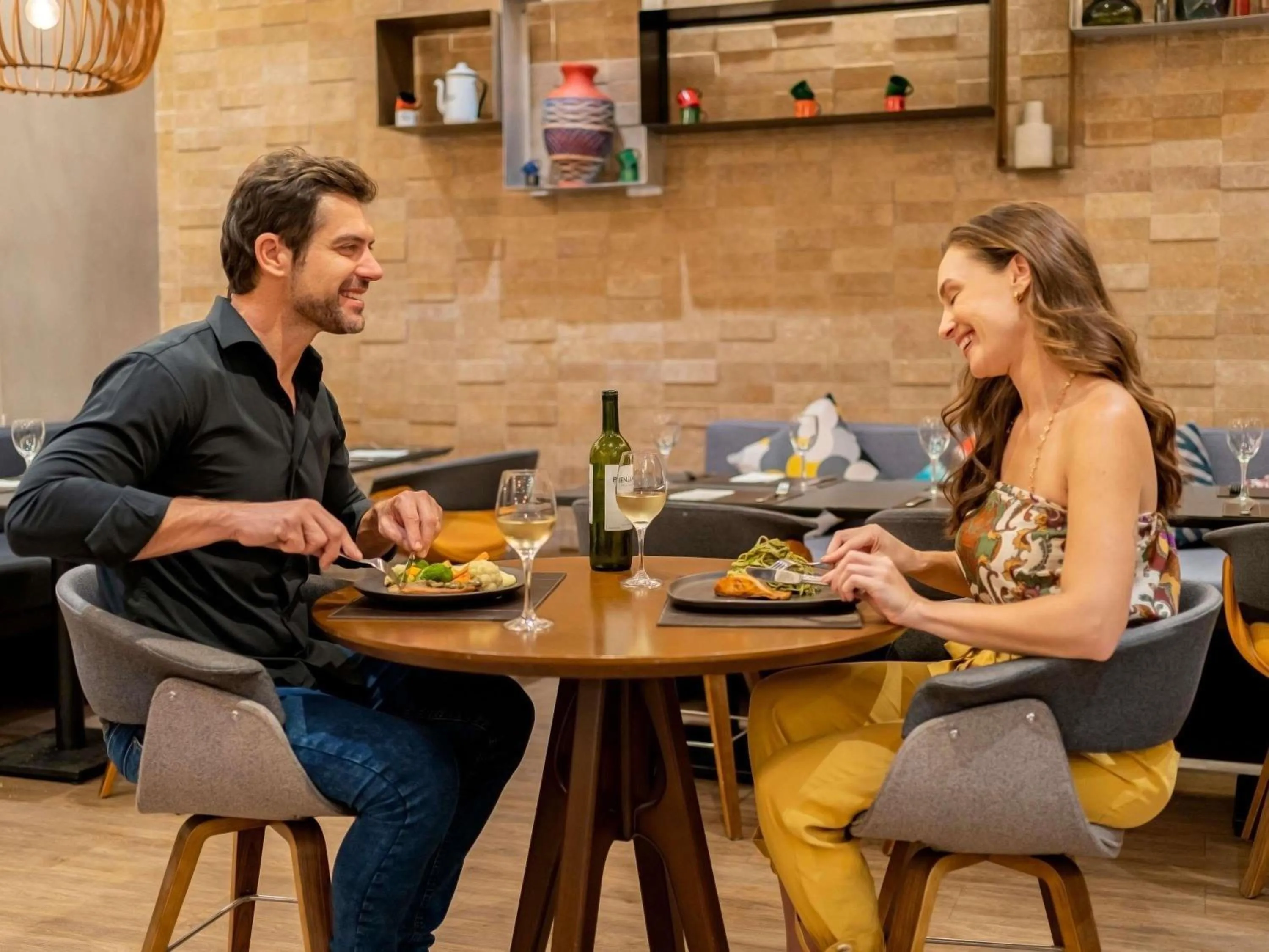 Lounge or bar in Novotel Sorocaba