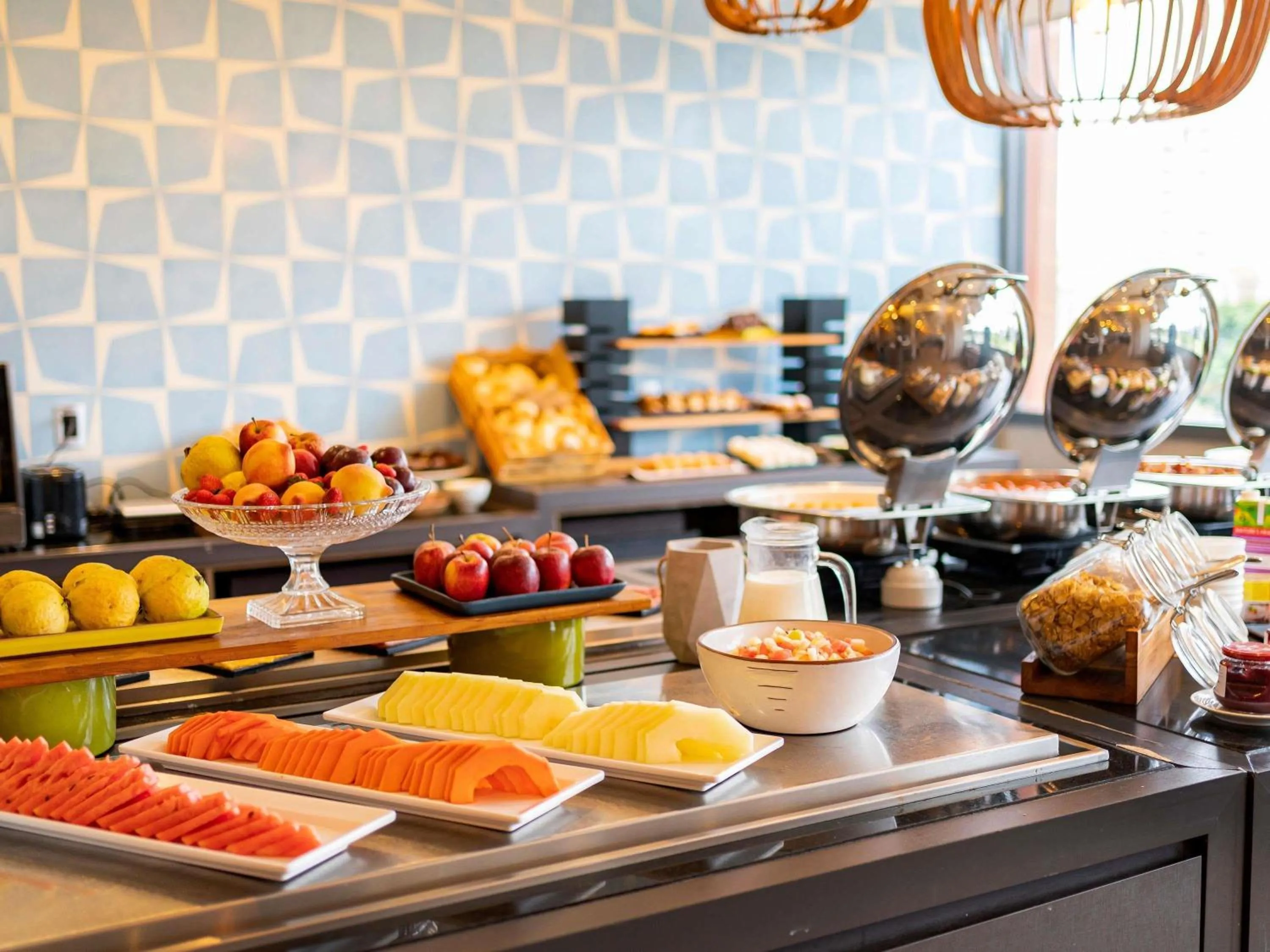 Restaurant/places to eat in Novotel Sorocaba