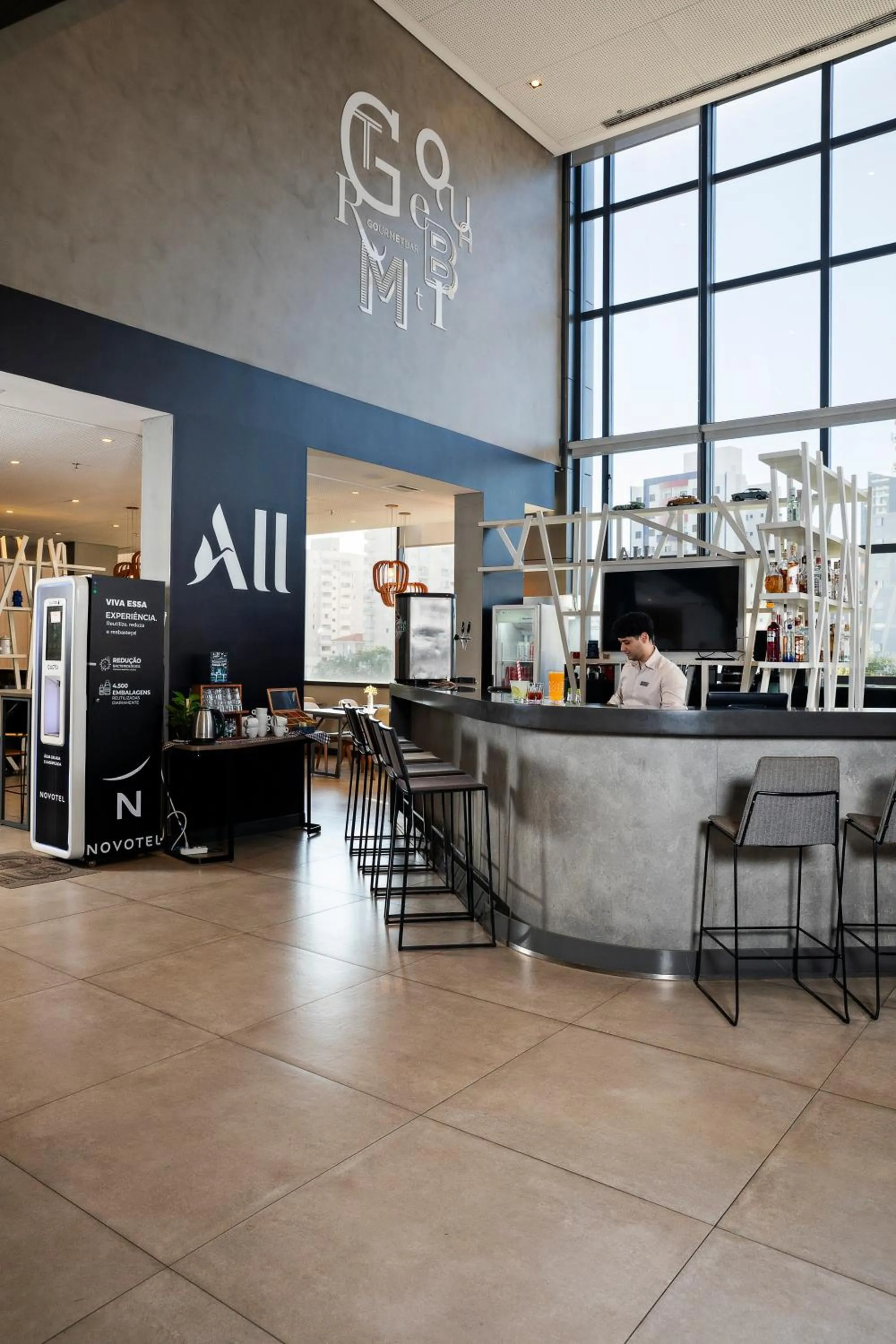 Restaurant/places to eat in Novotel Sorocaba