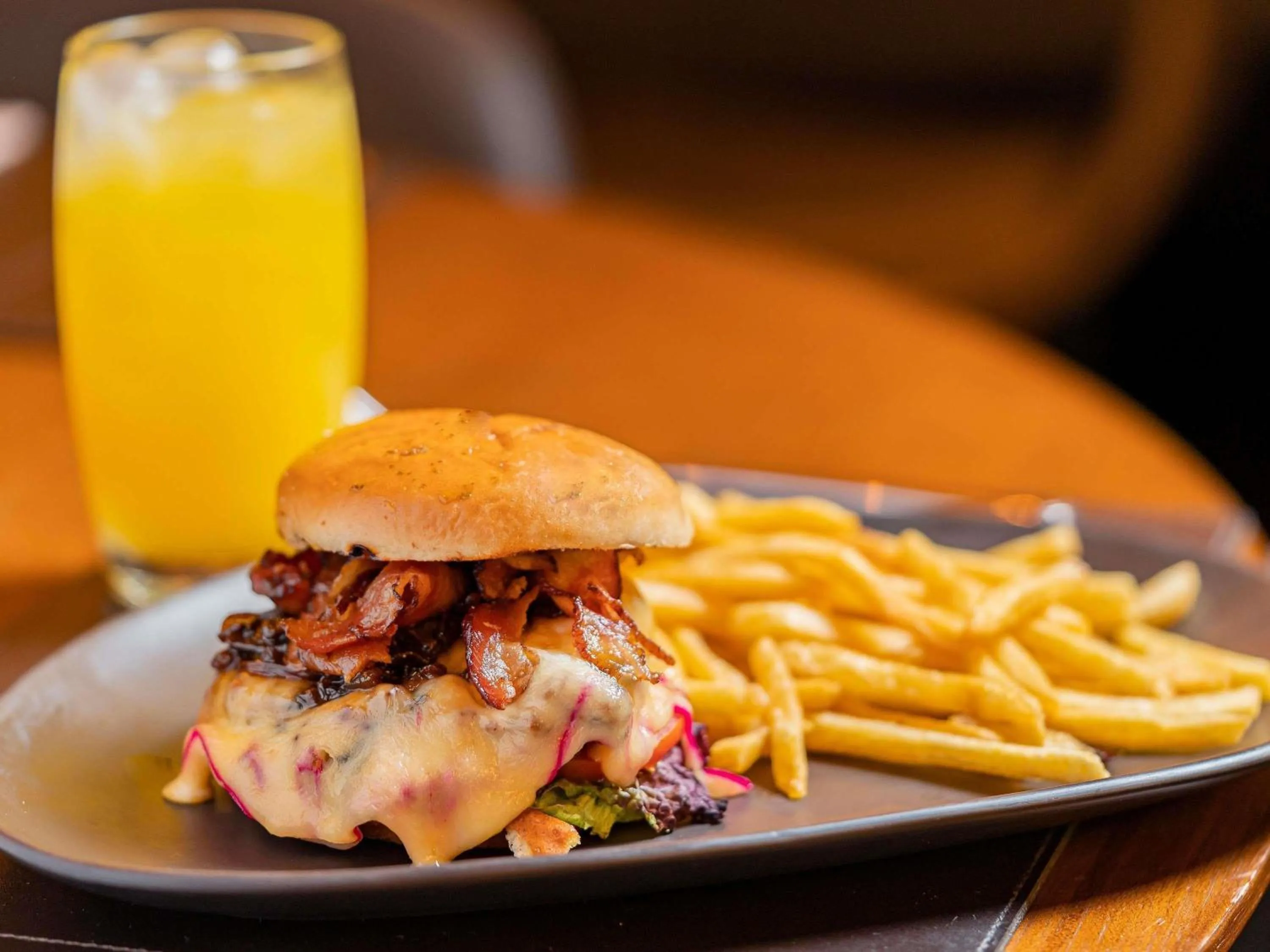 Lounge or bar in Novotel Sorocaba