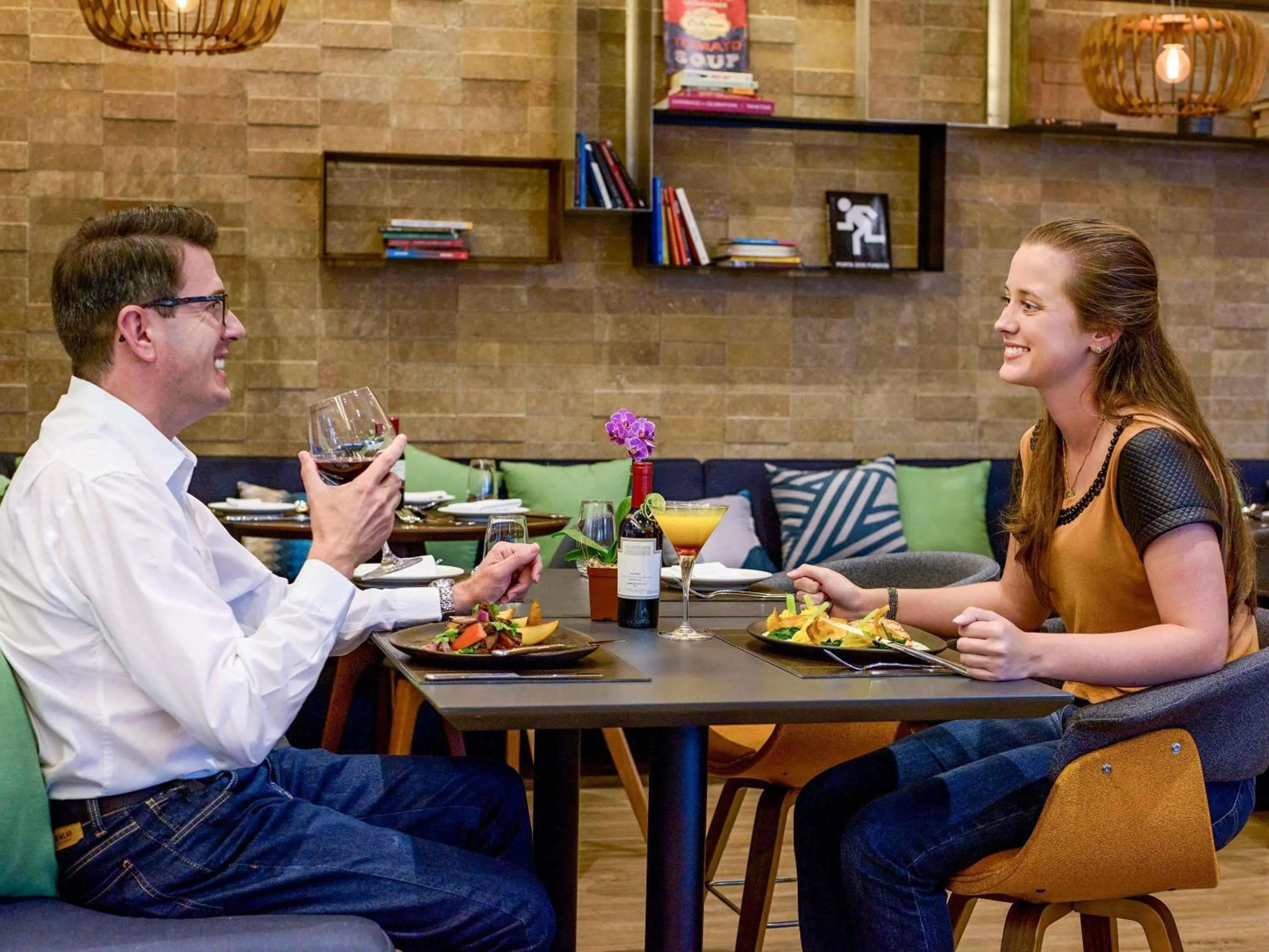 Restaurant/places to eat in Novotel Sorocaba