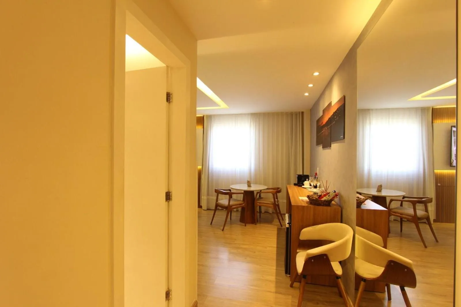 Dining area in Ajax Hoteis