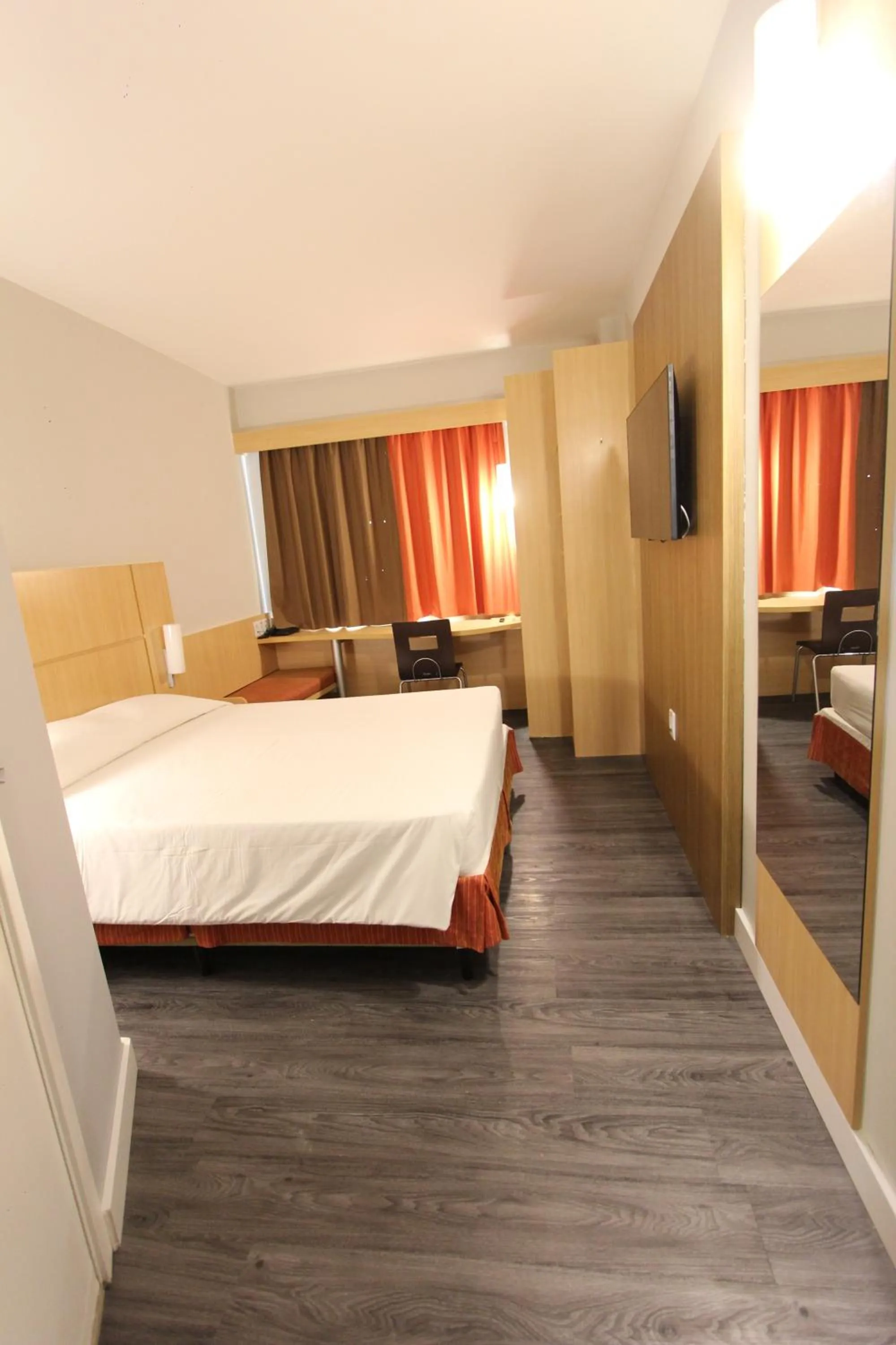 Bedroom, Bed in Ajax Hoteis