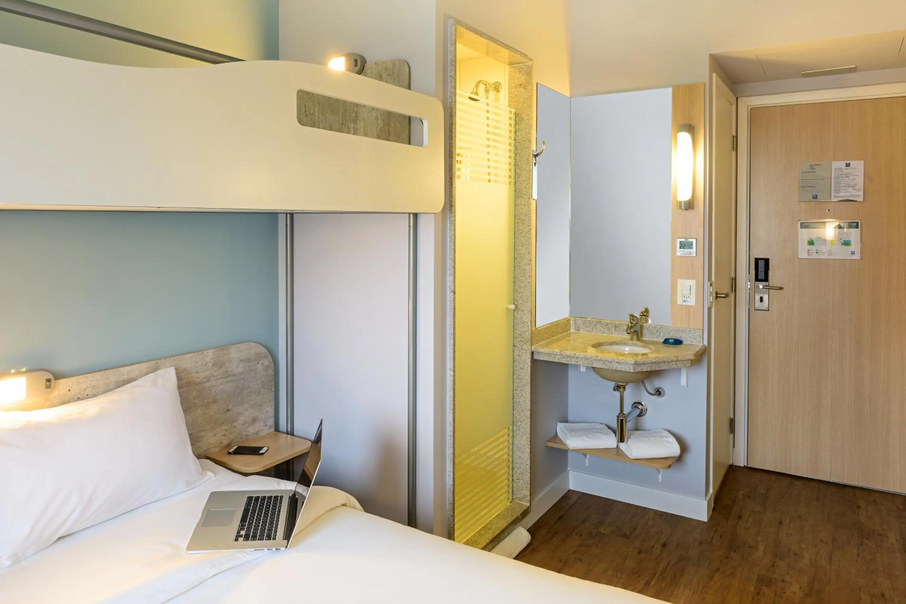 Bedroom, Bed in ibis budget Sorocaba