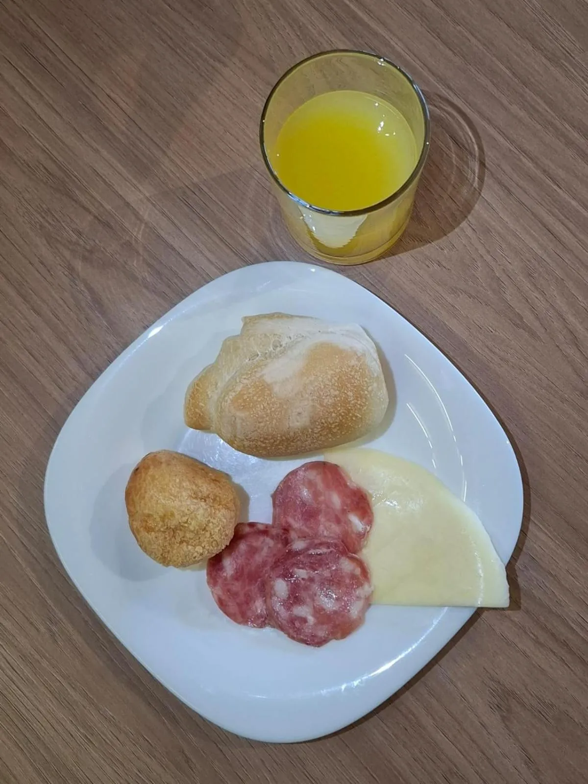 Breakfast in ibis Montenegro