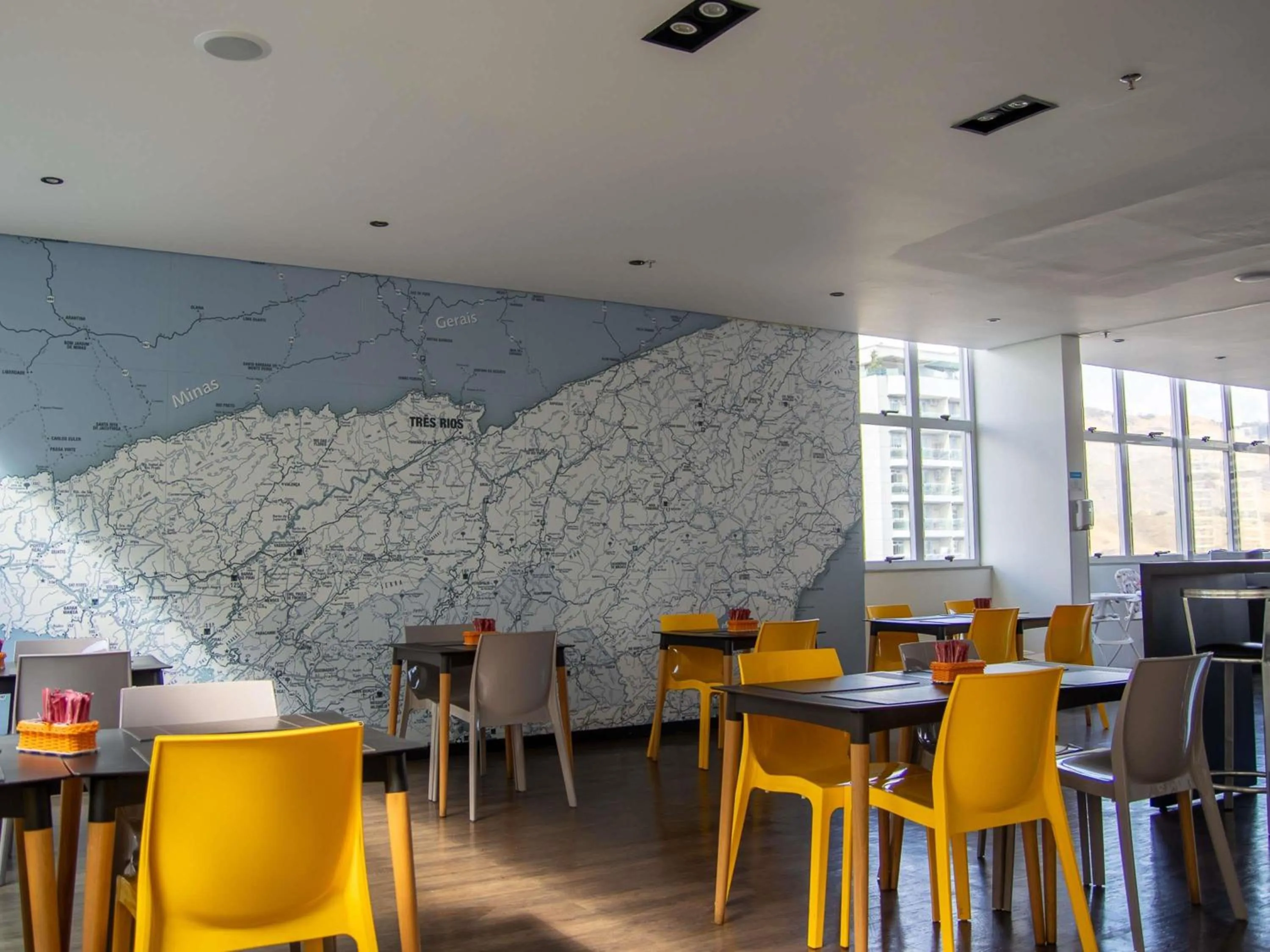 Property building in ibis Styles Três Rios