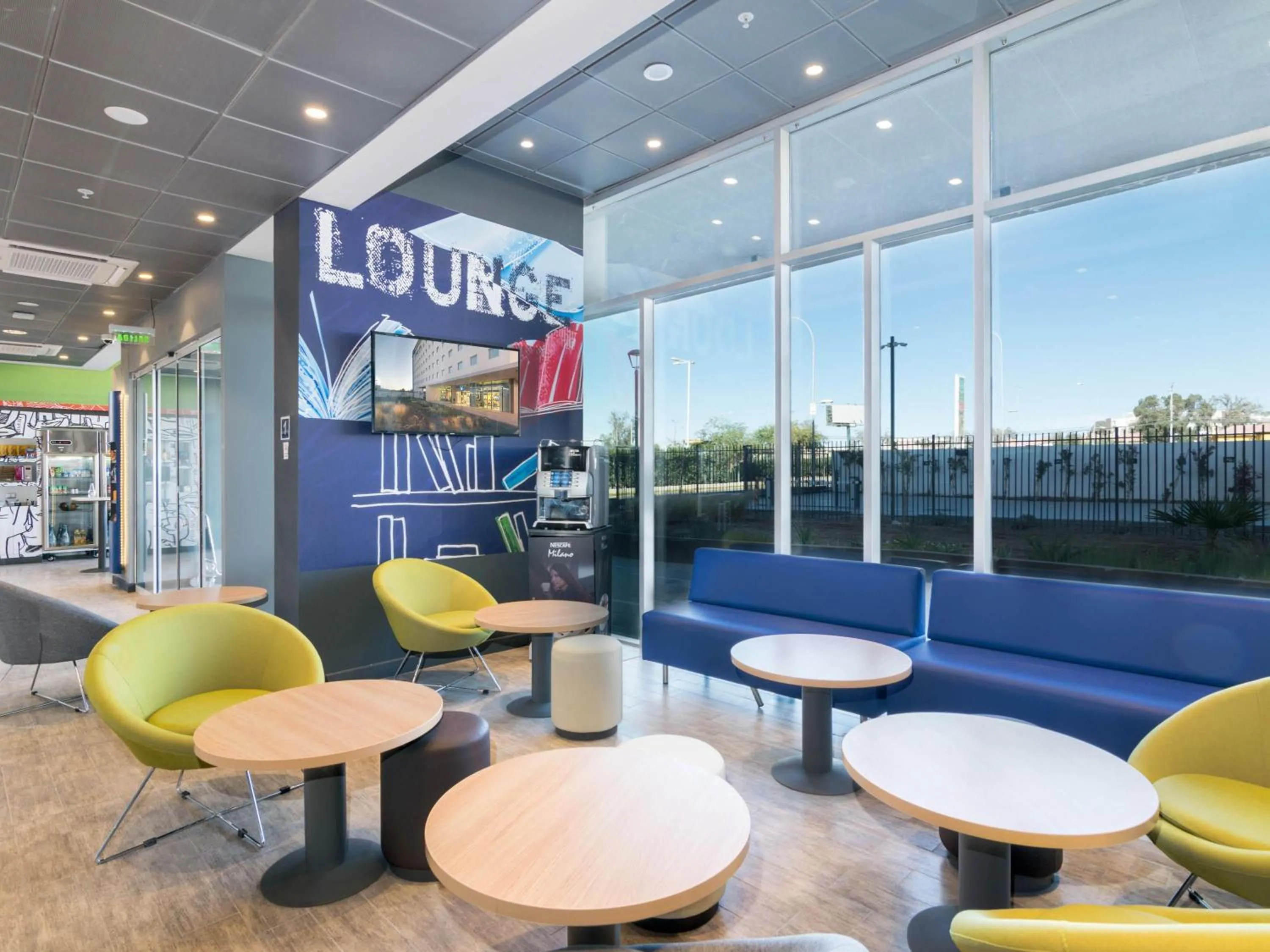 Lounge or bar in ibis budget Calama