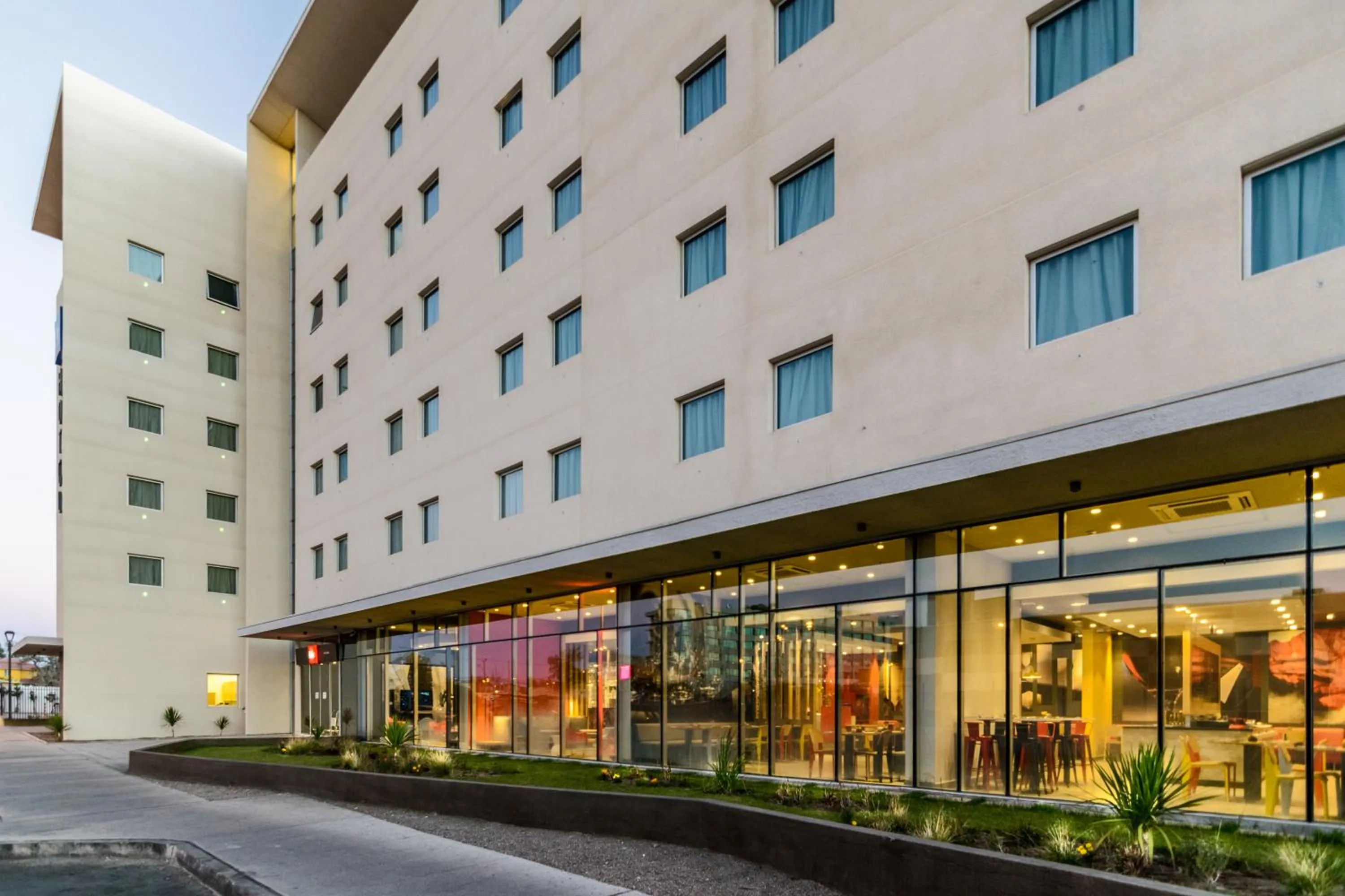 Property building in ibis Calama