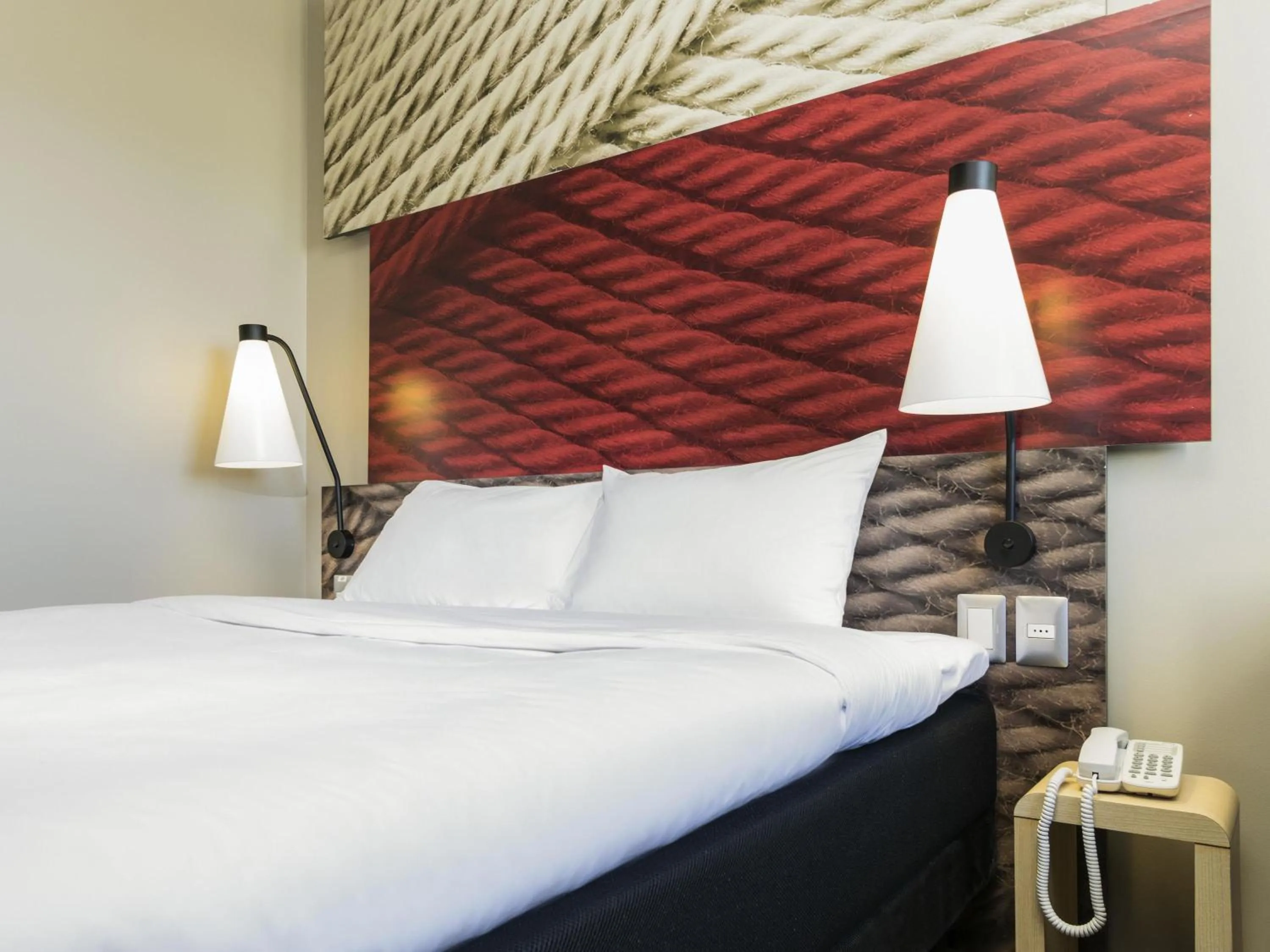 Bedroom, Bed in ibis Calama