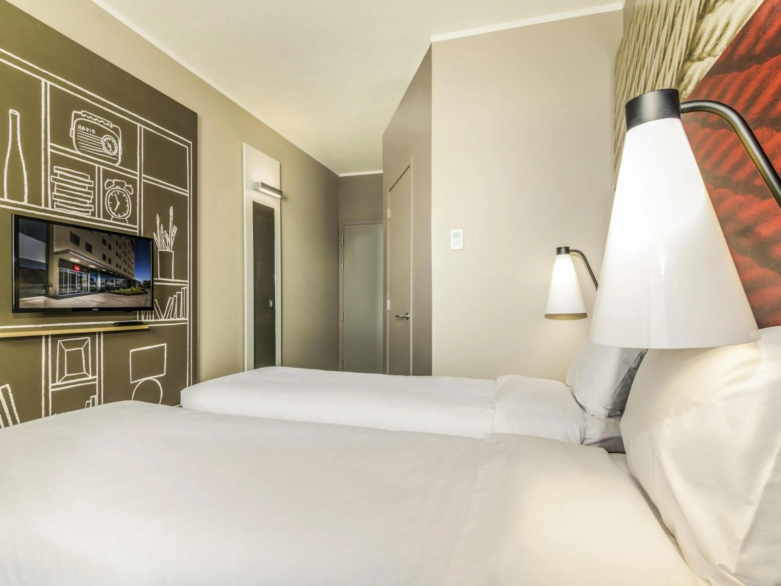 Bedroom, Bed in ibis Calama