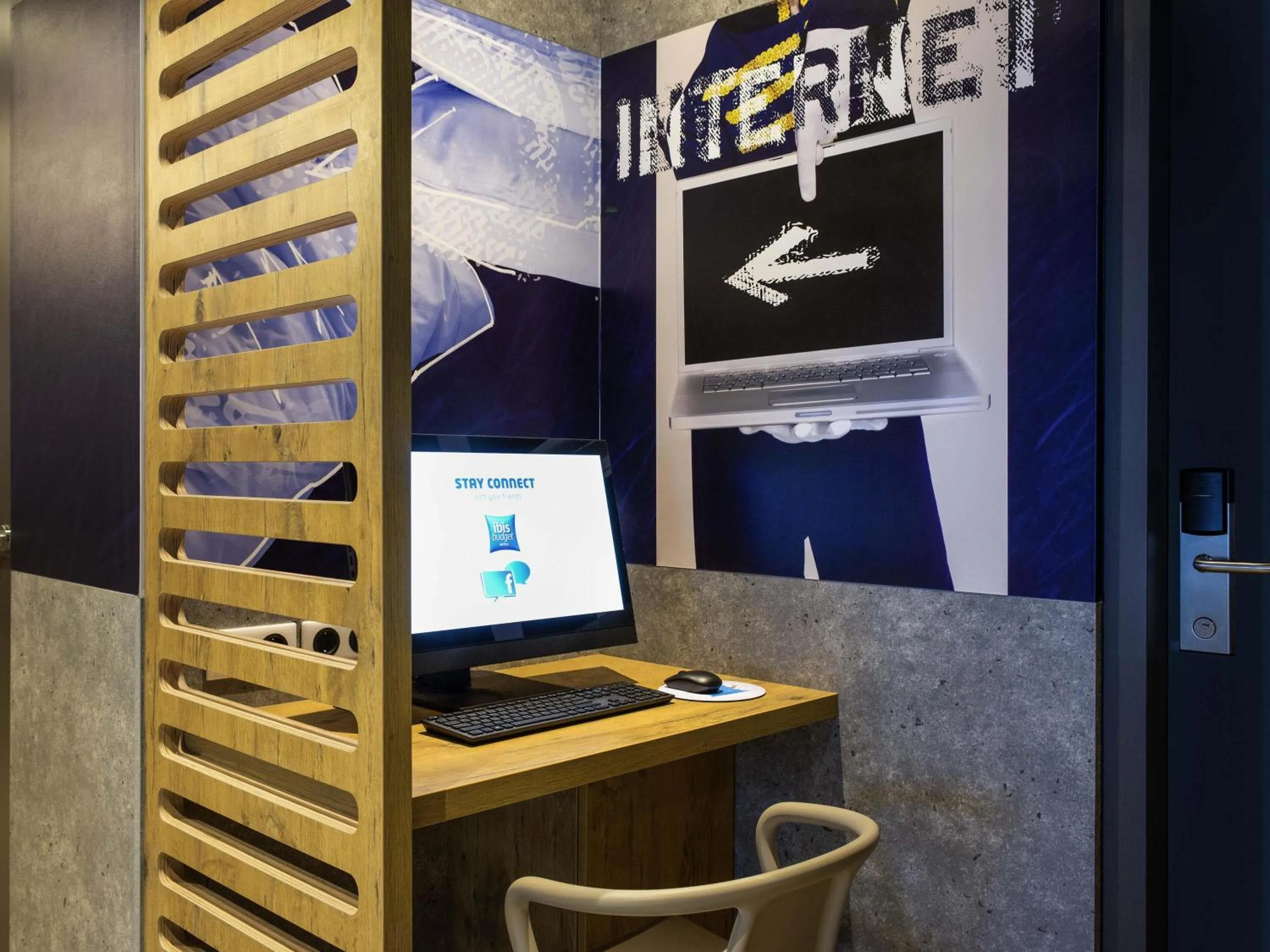 Property building in ibis budget Rotterdam The Hague Airport