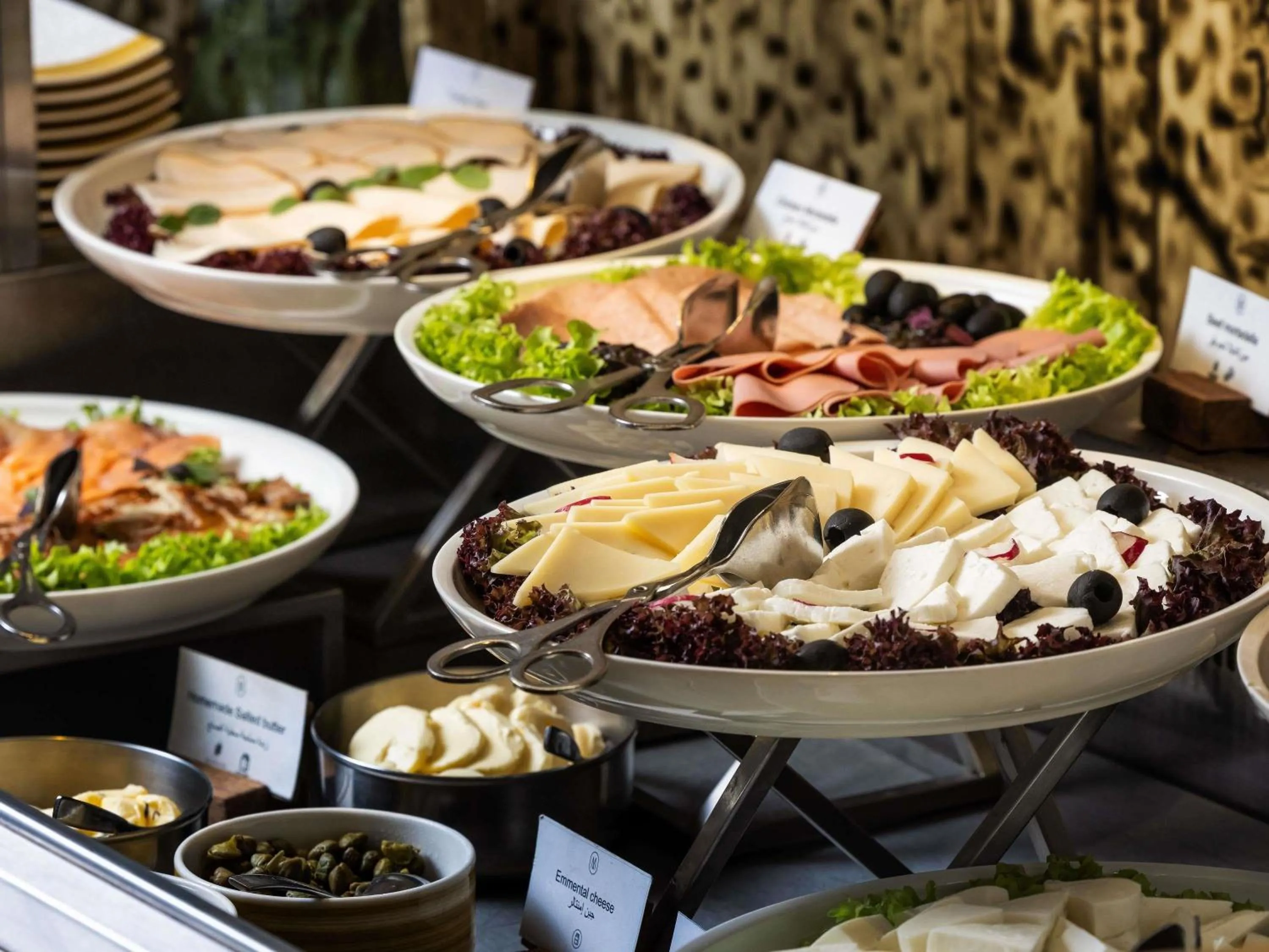 Restaurant/places to eat in Alwadi Hotel Doha - MGallery Collection