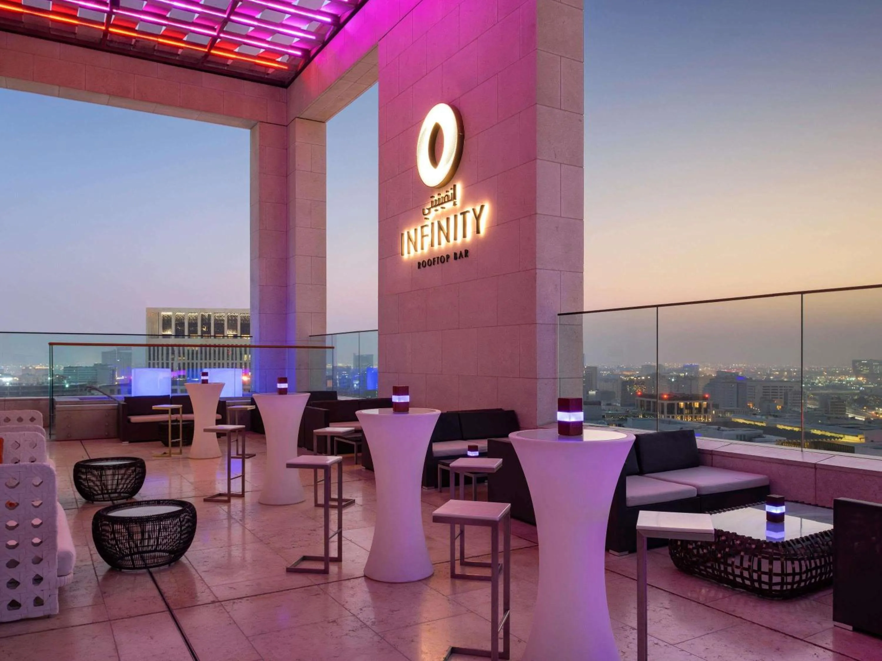 Lounge or bar in Alwadi Hotel Doha - MGallery Collection