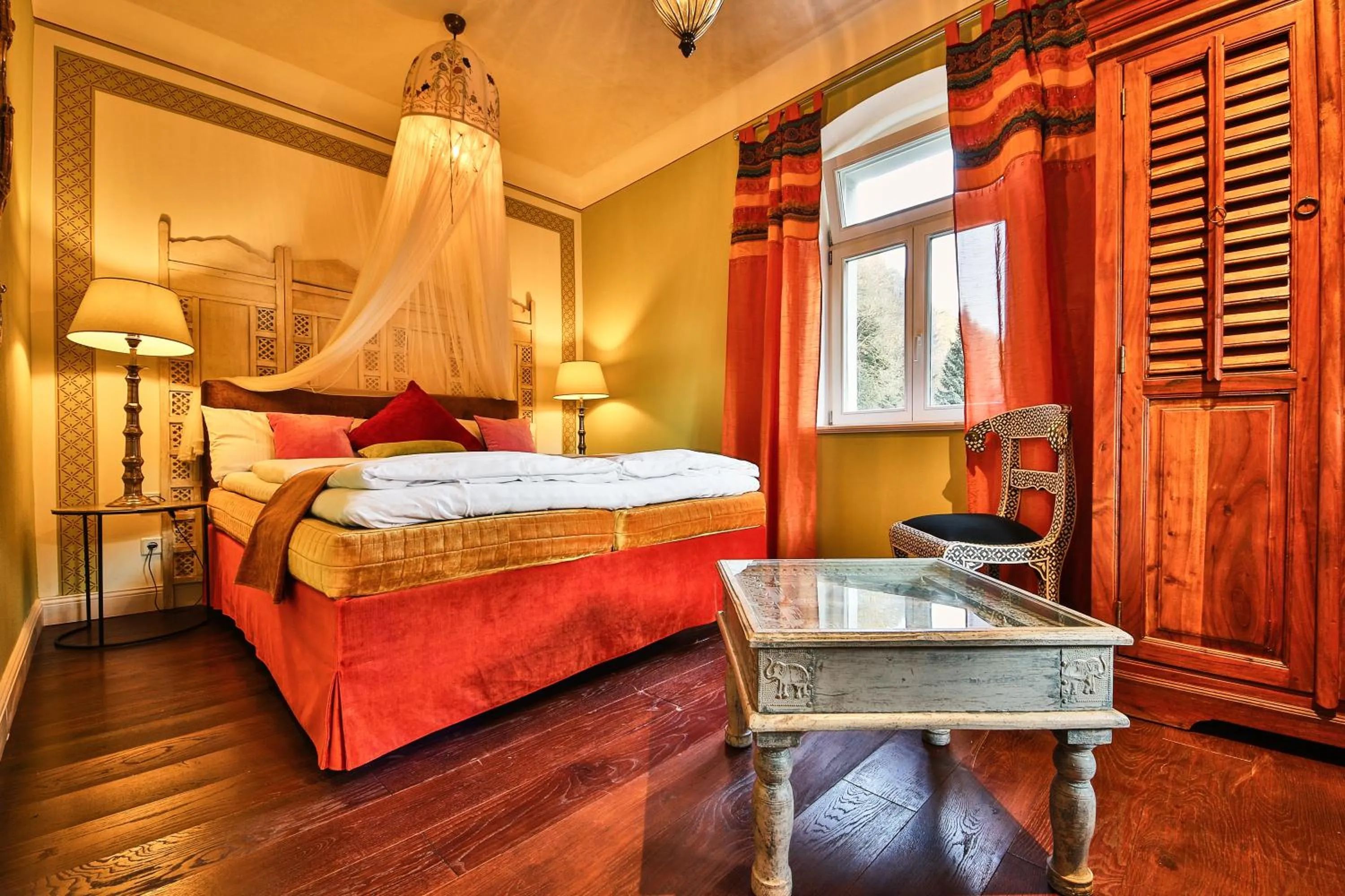 Bedroom, Bed in Bio-Hotel Villa Waldfrieden