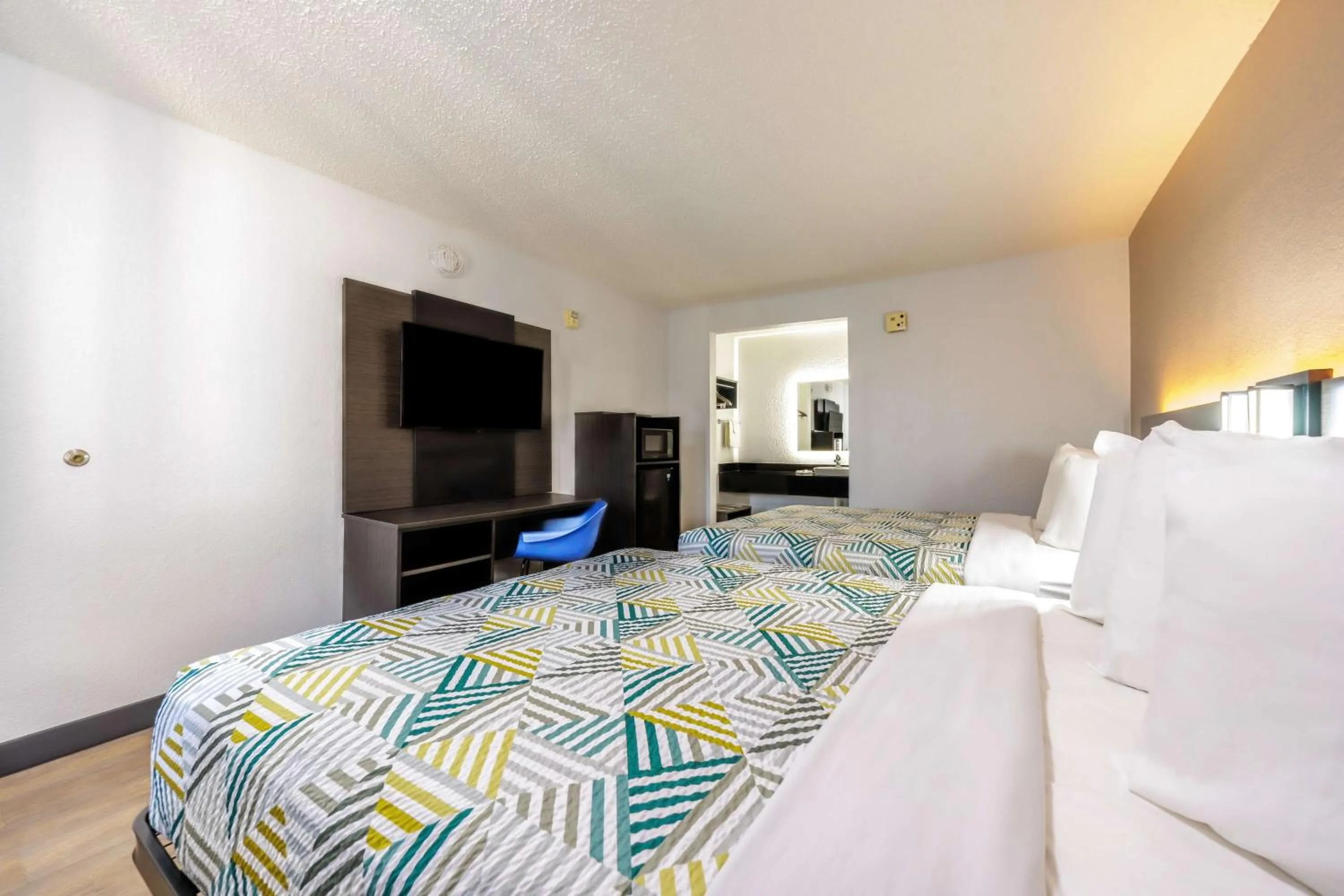 Bedroom, Bed in Motel 6 Fort Worth, TX East