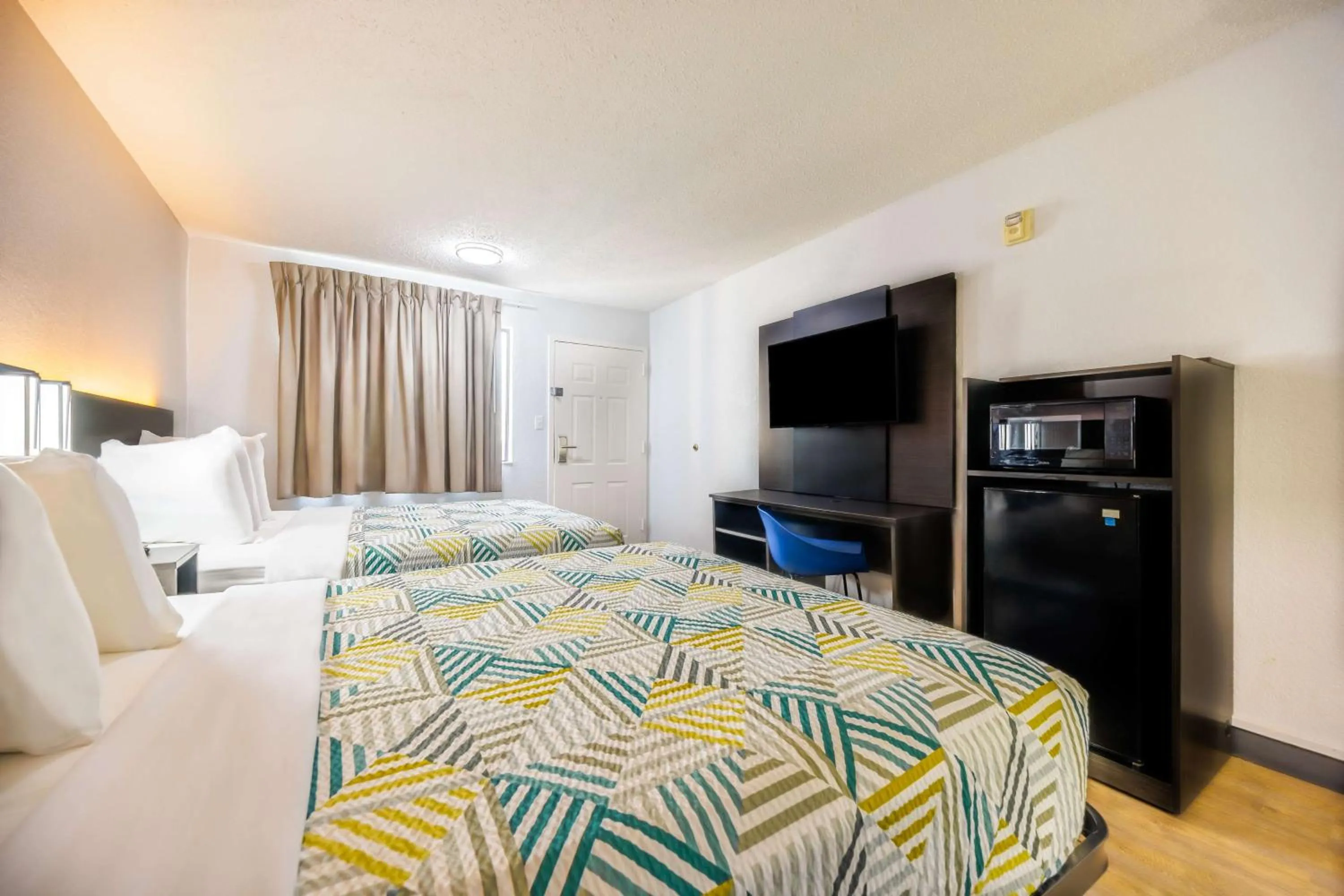 Bedroom, Bed in Motel 6 Fort Worth, TX East