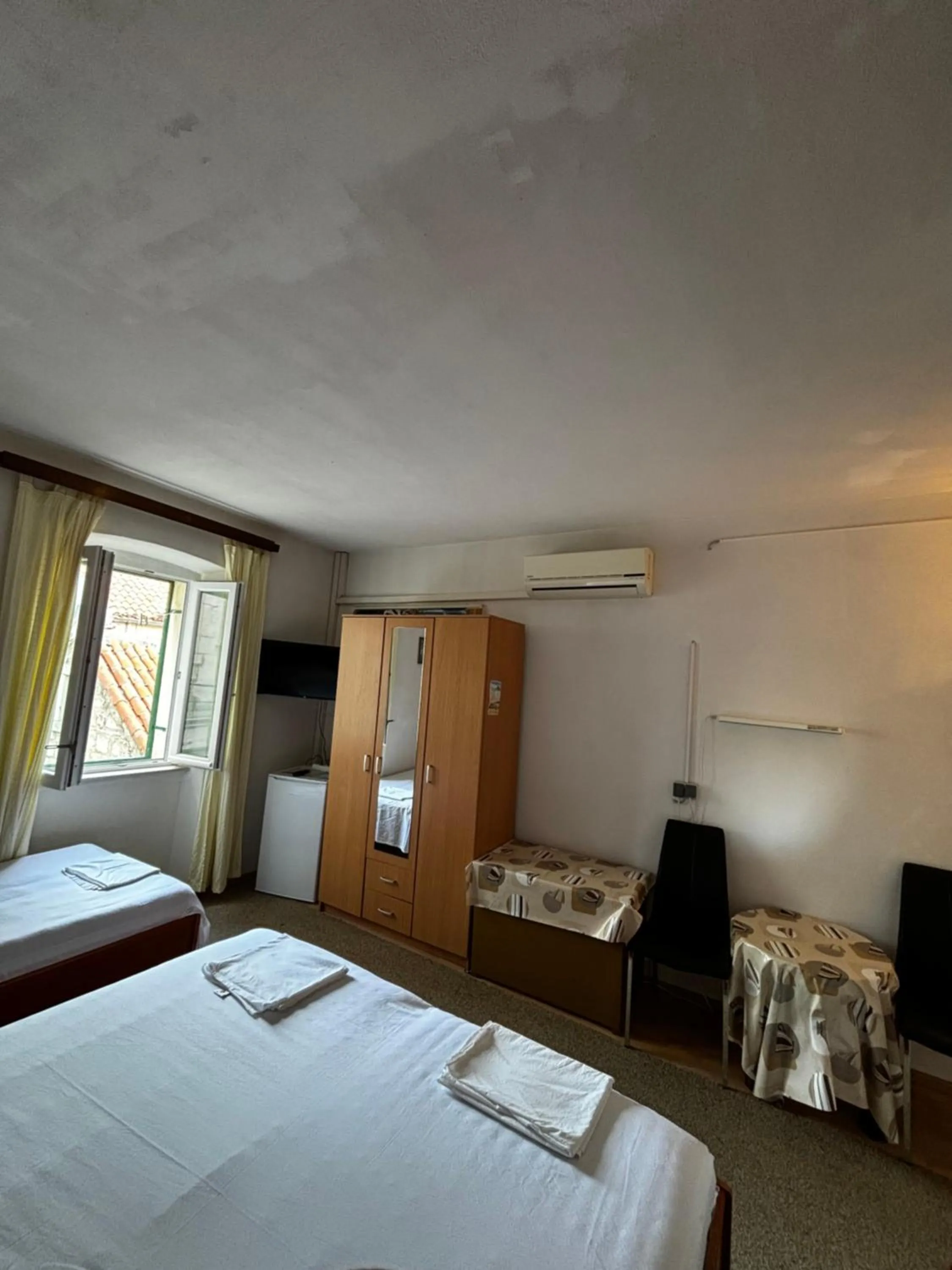 Bed in Accommodation Old Town Vitaic