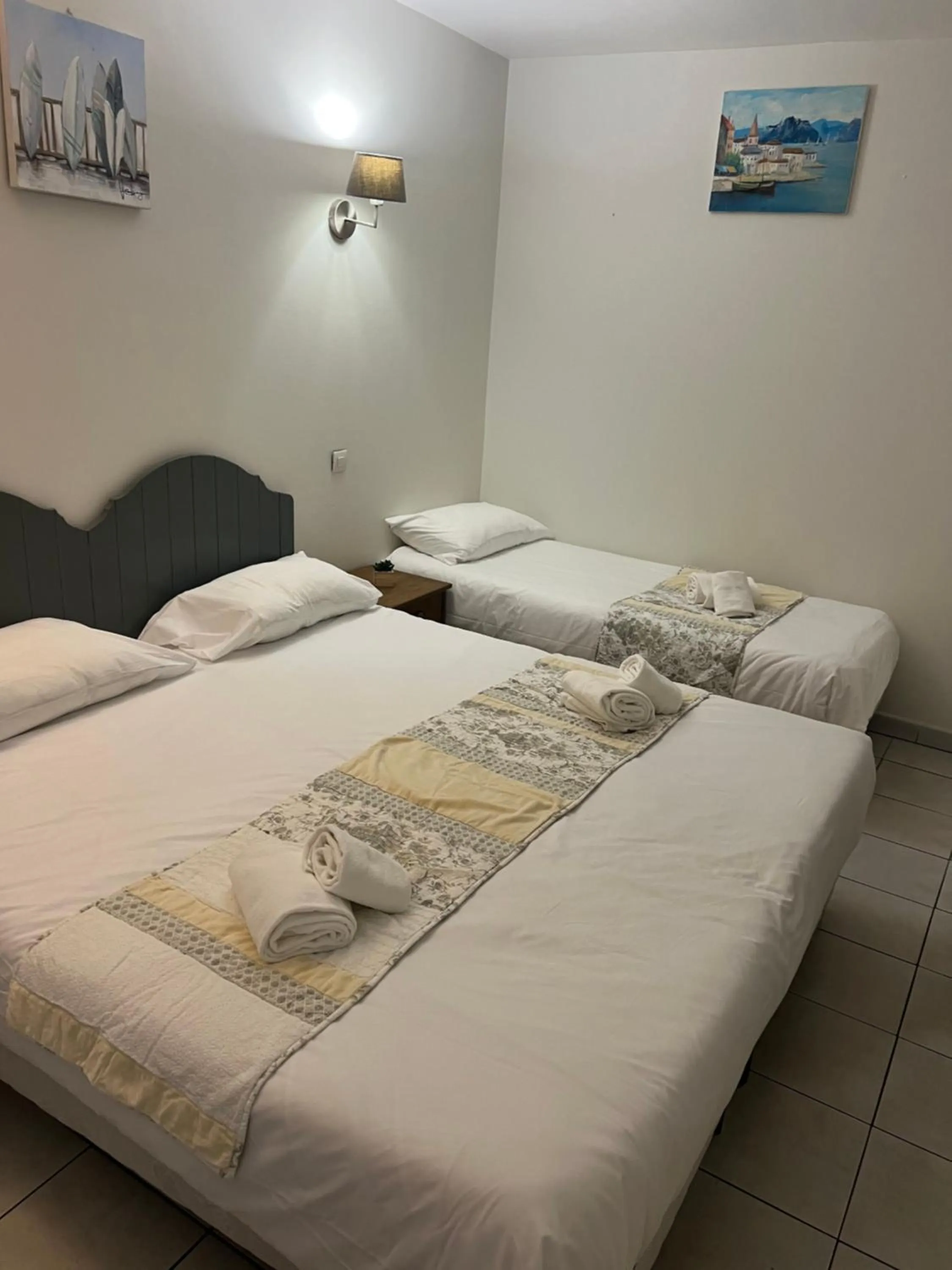 Bed in Hôtel Restaurant le Bellevue