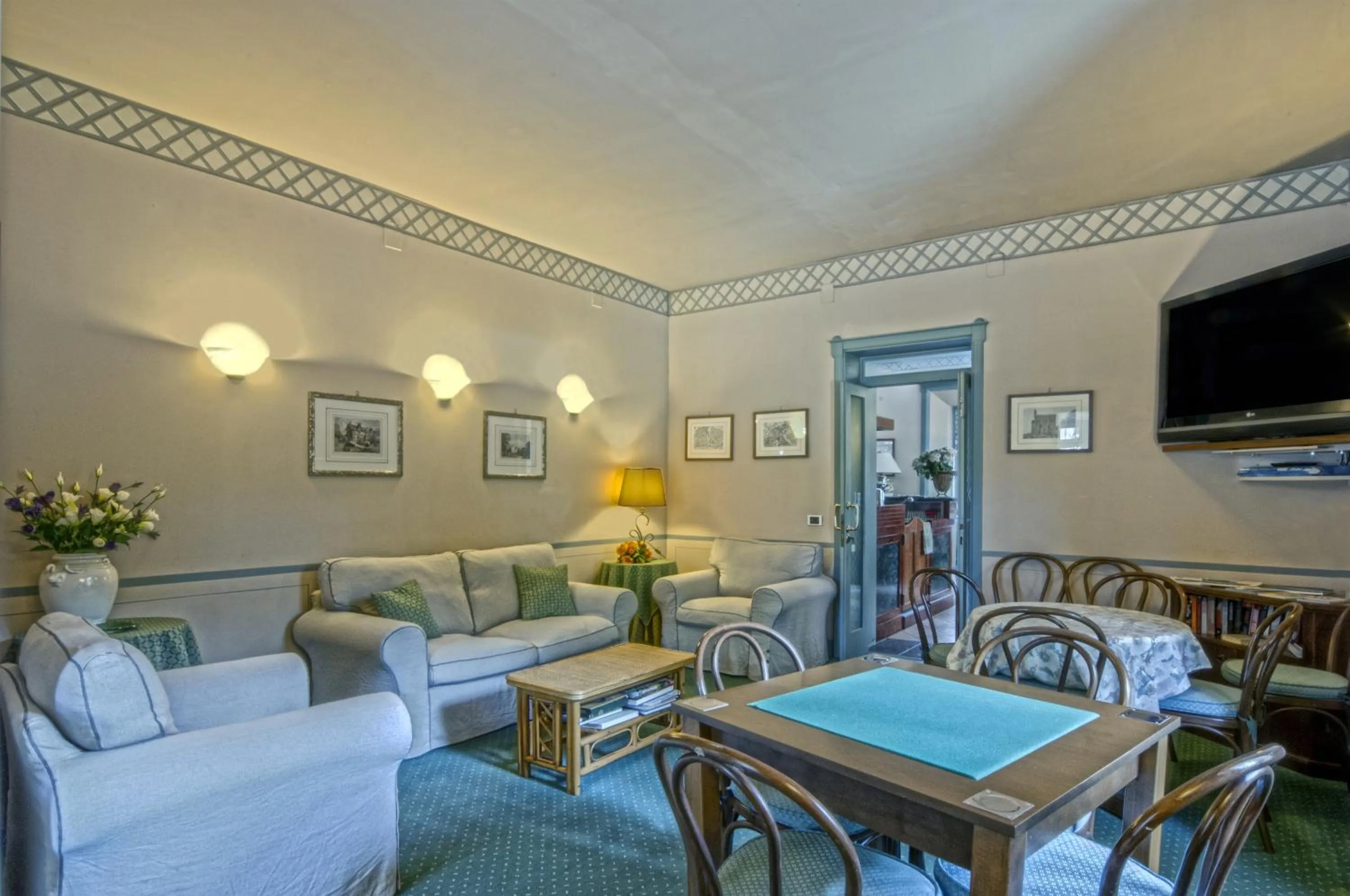 TV and multimedia in Hotel Kursaal