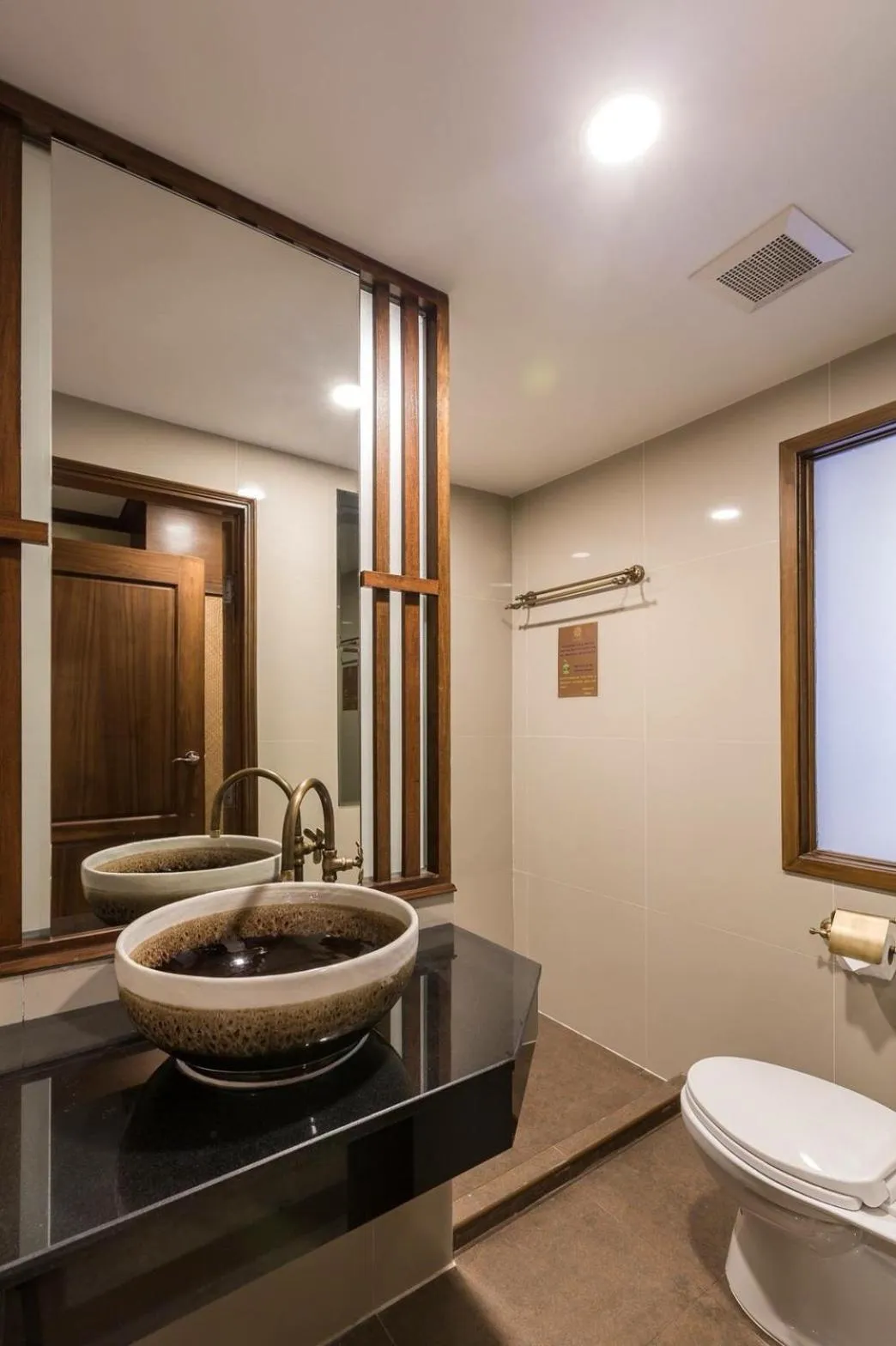 Shower in Wannamas Chiangmai Boutique House