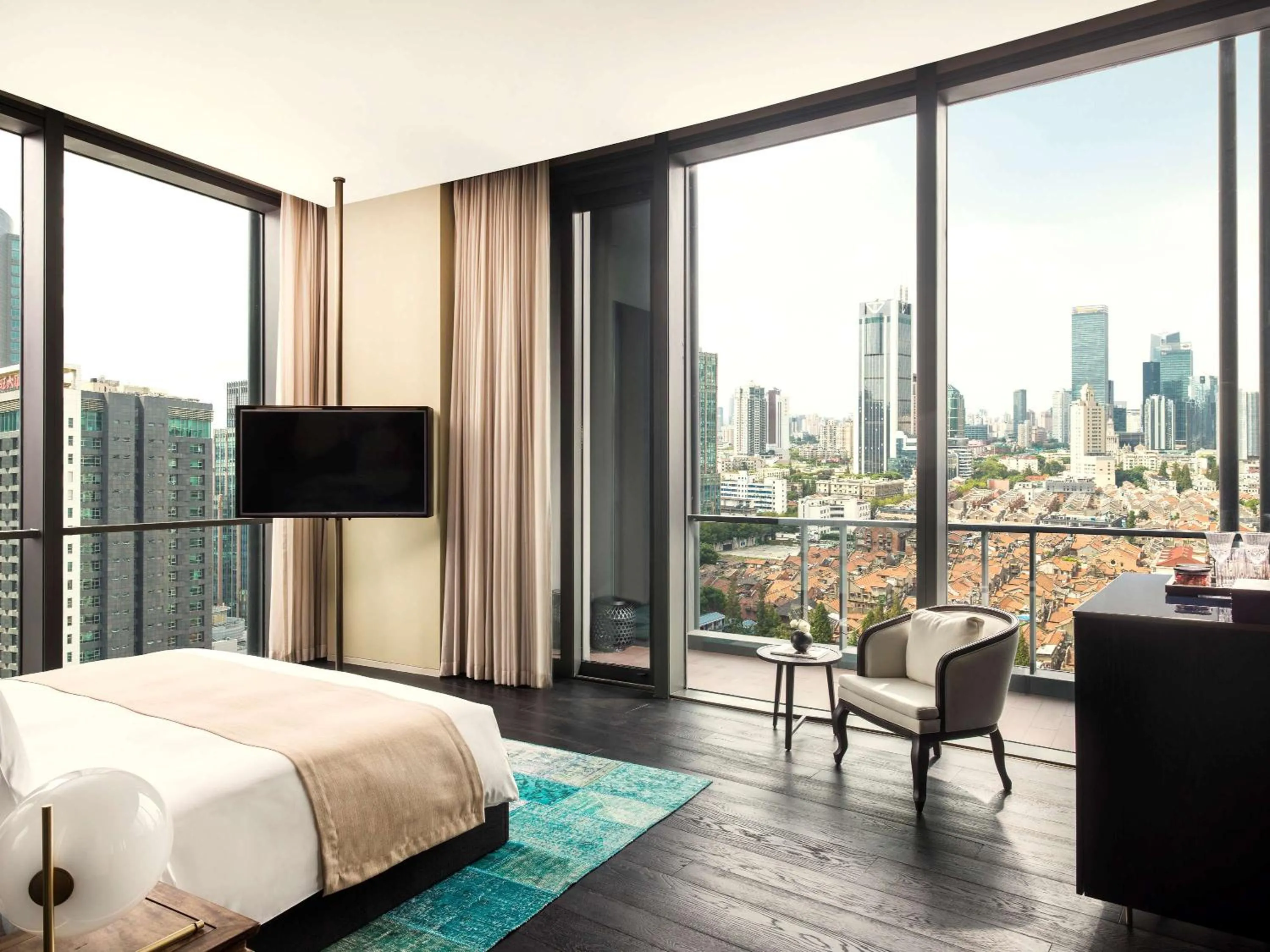 Photo of the whole room, Bed in Upper House Shanghai - Former The Middle House