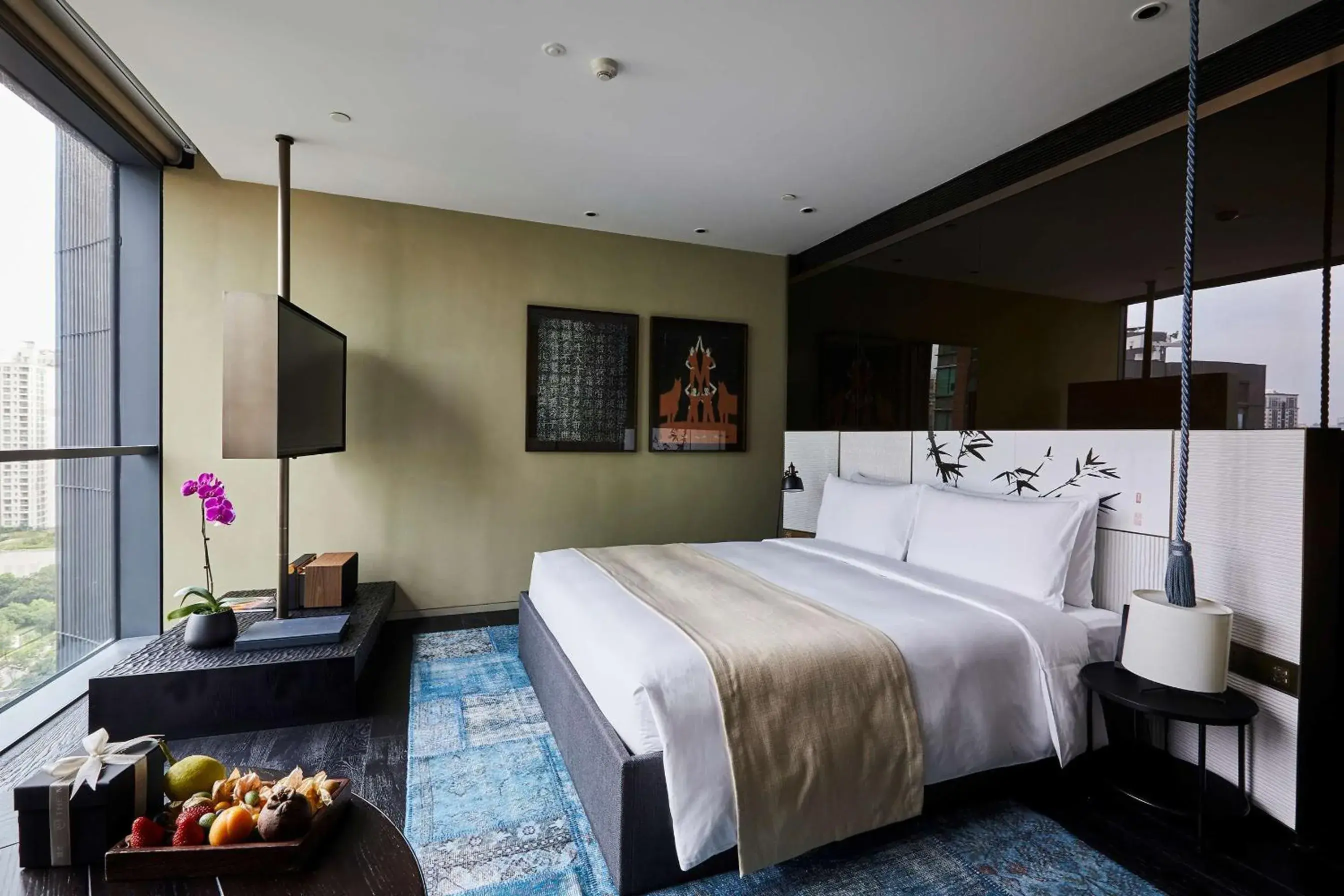 Studio 50 King in Upper House Shanghai - Former The Middle House Studio 50 King in Upper House Shanghai - Former The Middle House