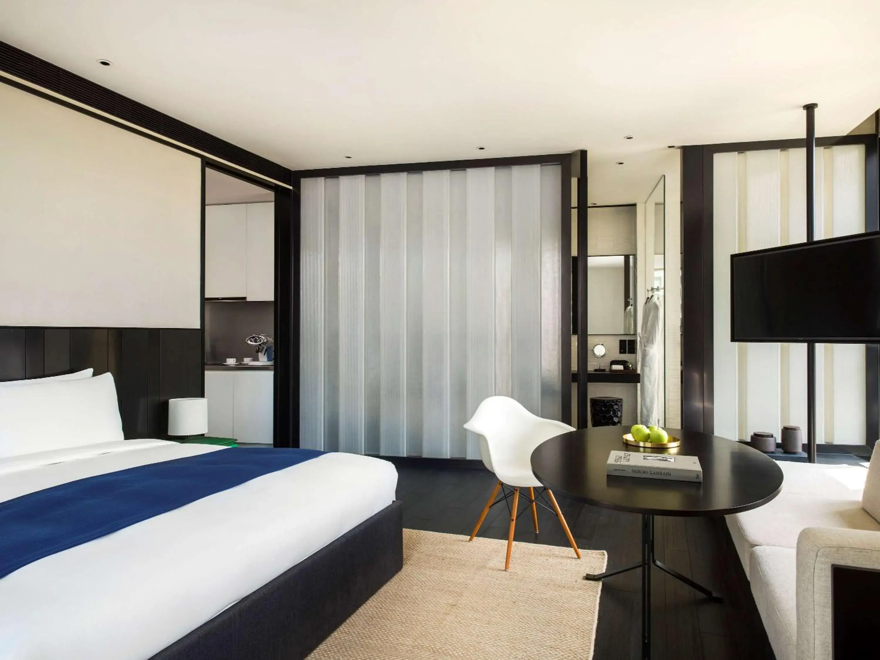 Residence 55 in Upper House Shanghai - Former The Middle House Residence 55 in Upper House Shanghai - Former The Middle House