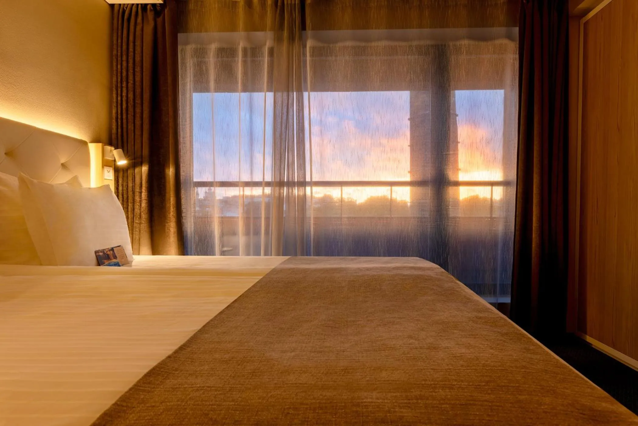 Photo of the whole room, Bed in Metropol Spa Hotel