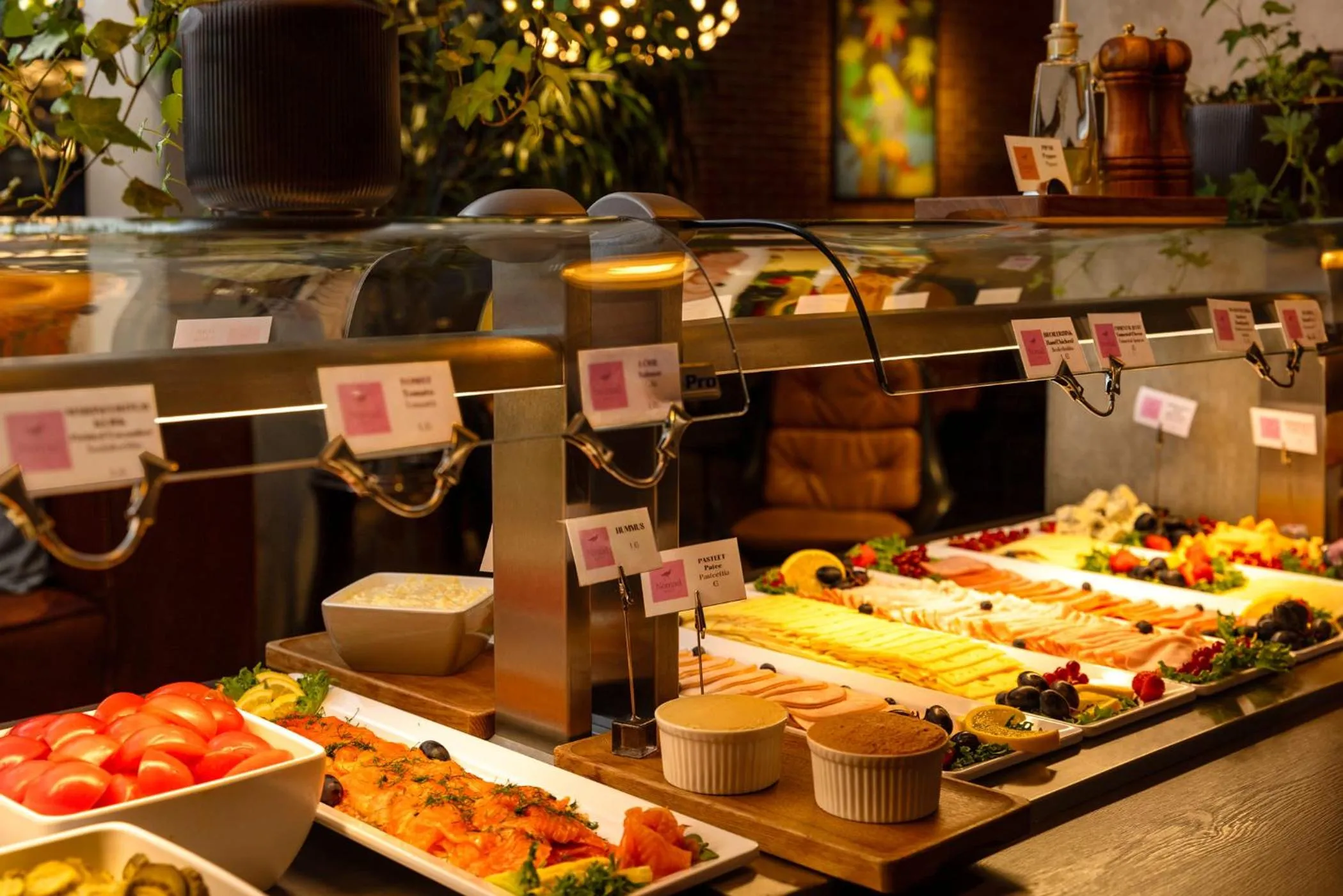 Breakfast in Metropol Spa Hotel