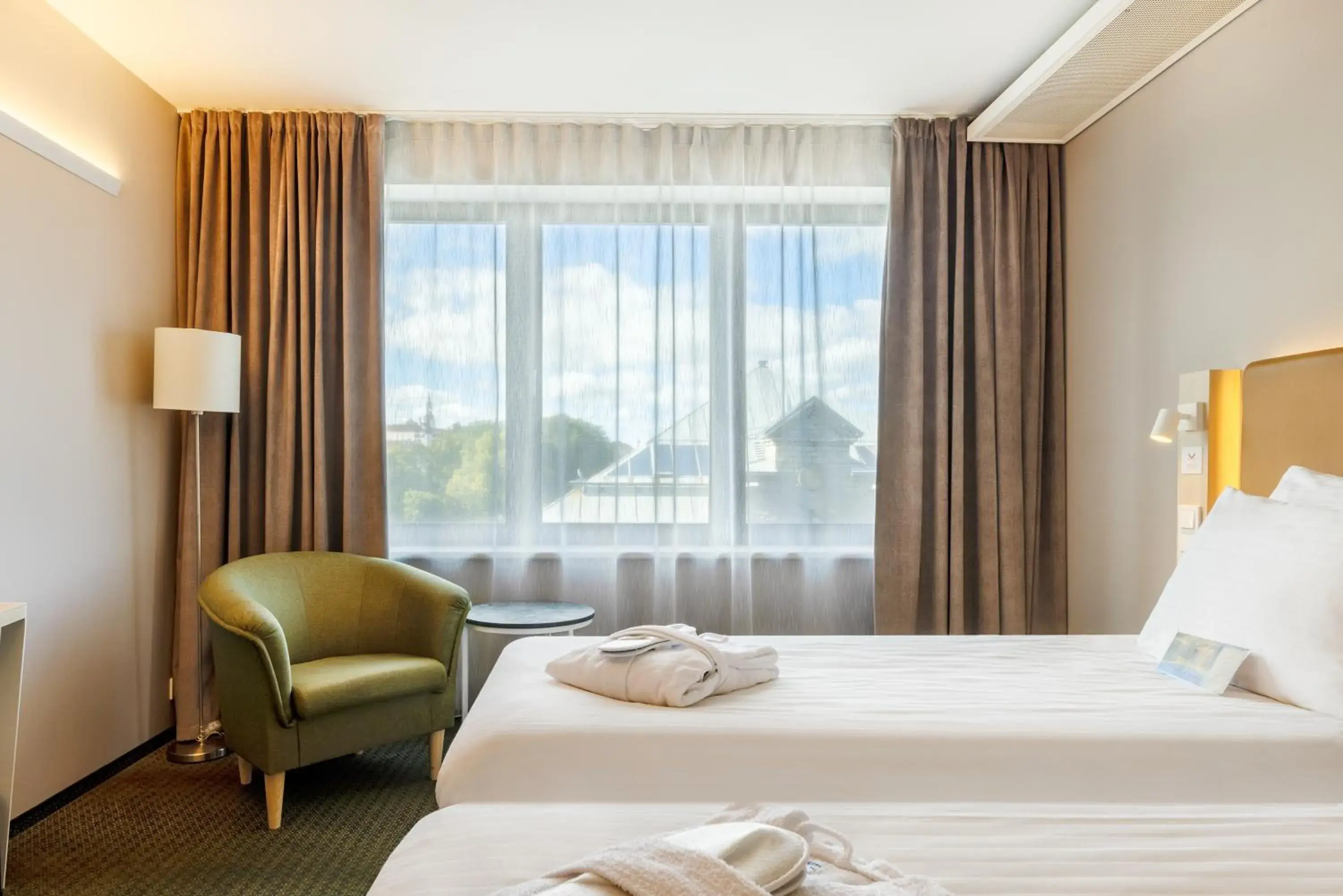 Superior Double or Twin Room in Metropol Spa Hotel Superior Double or Twin Room in Metropol Spa Hotel