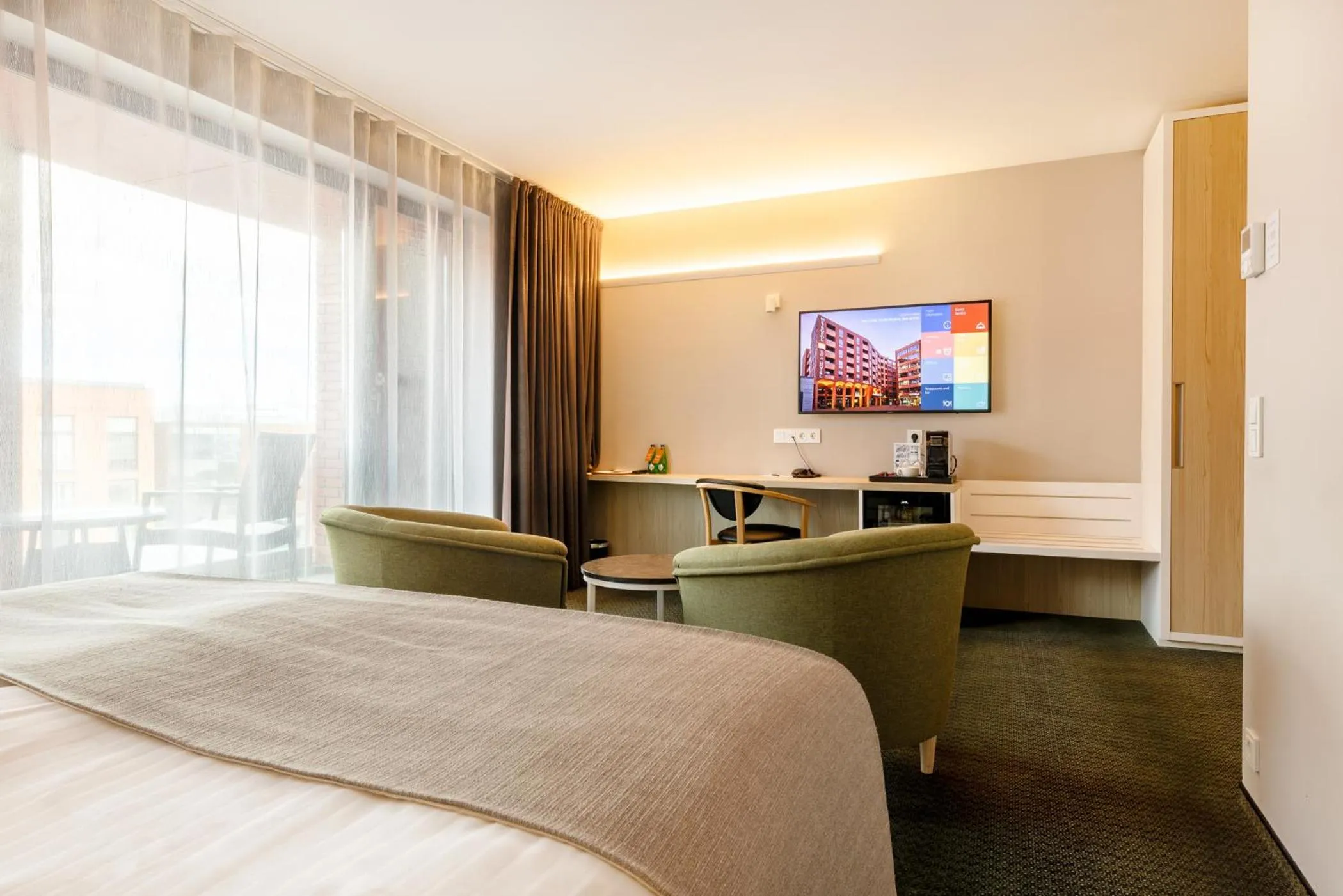 Photo of the whole room, Bed in Metropol Spa Hotel