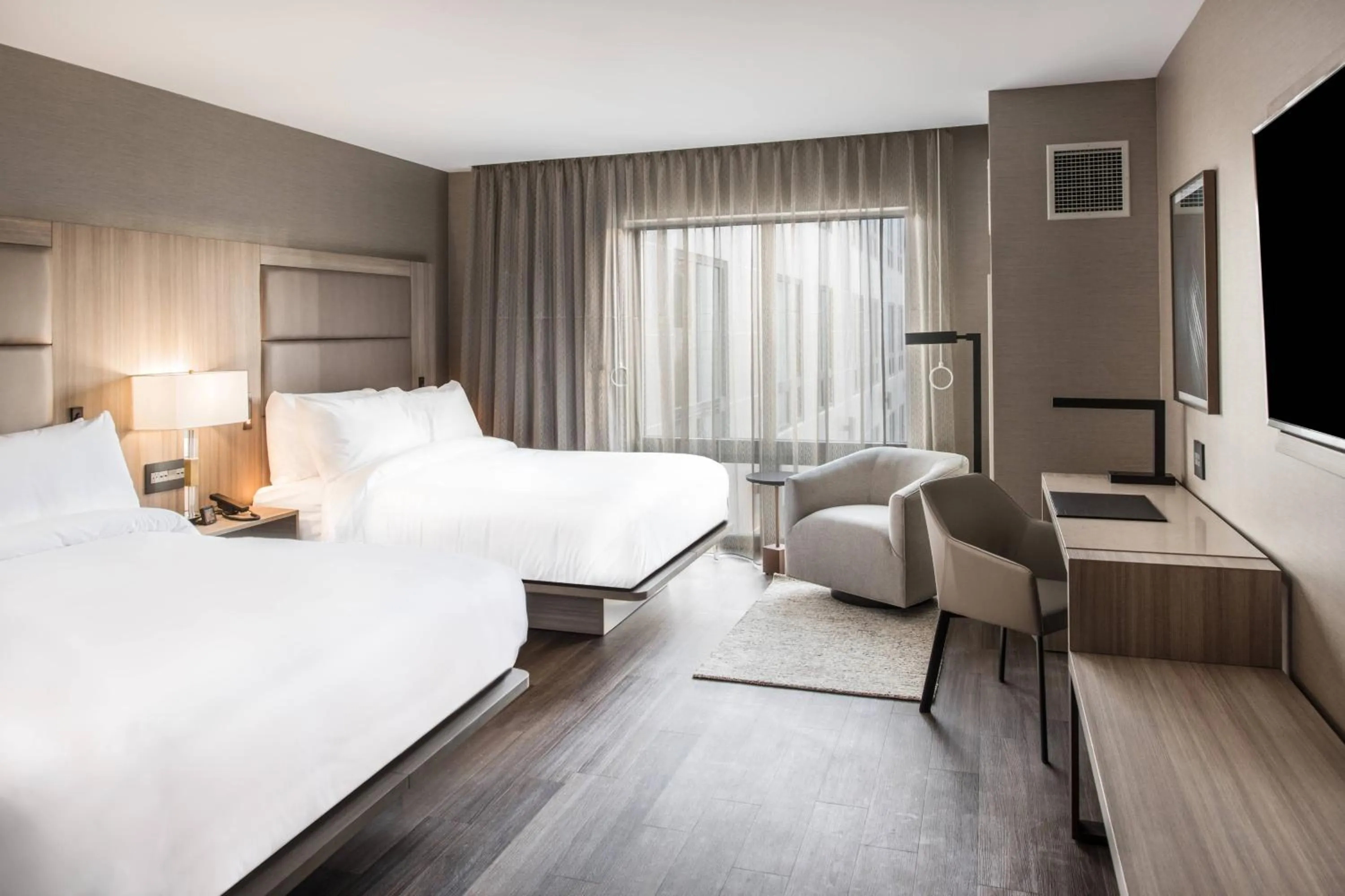 Photo of the whole room, Bed in AC Hotel by Marriott Worcester